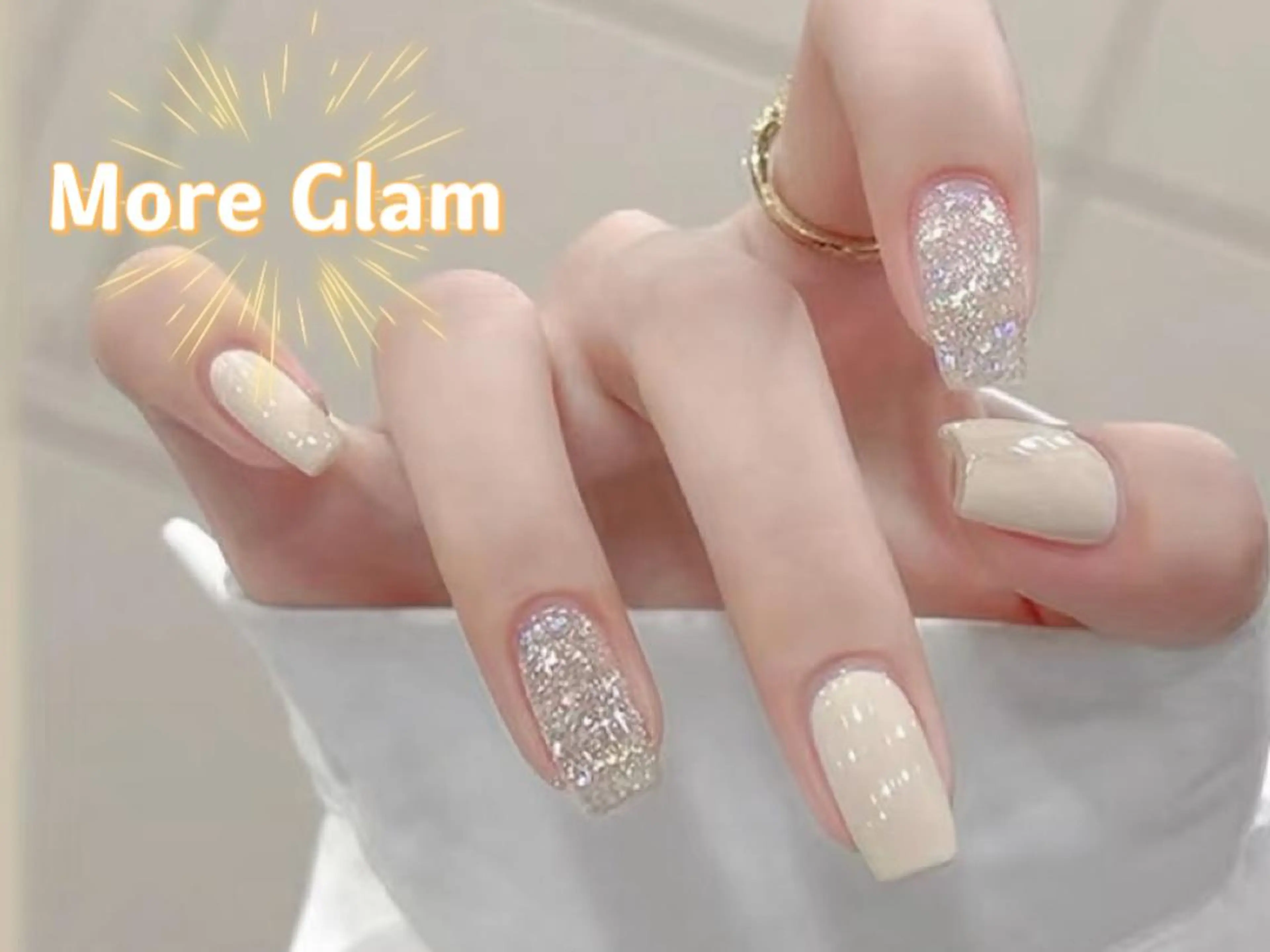 ネイル 長さ出し フットネイル フレンチネイル ジェルネイル ガラスフレンチ More Glam 池袋東口店のネイルデザイン