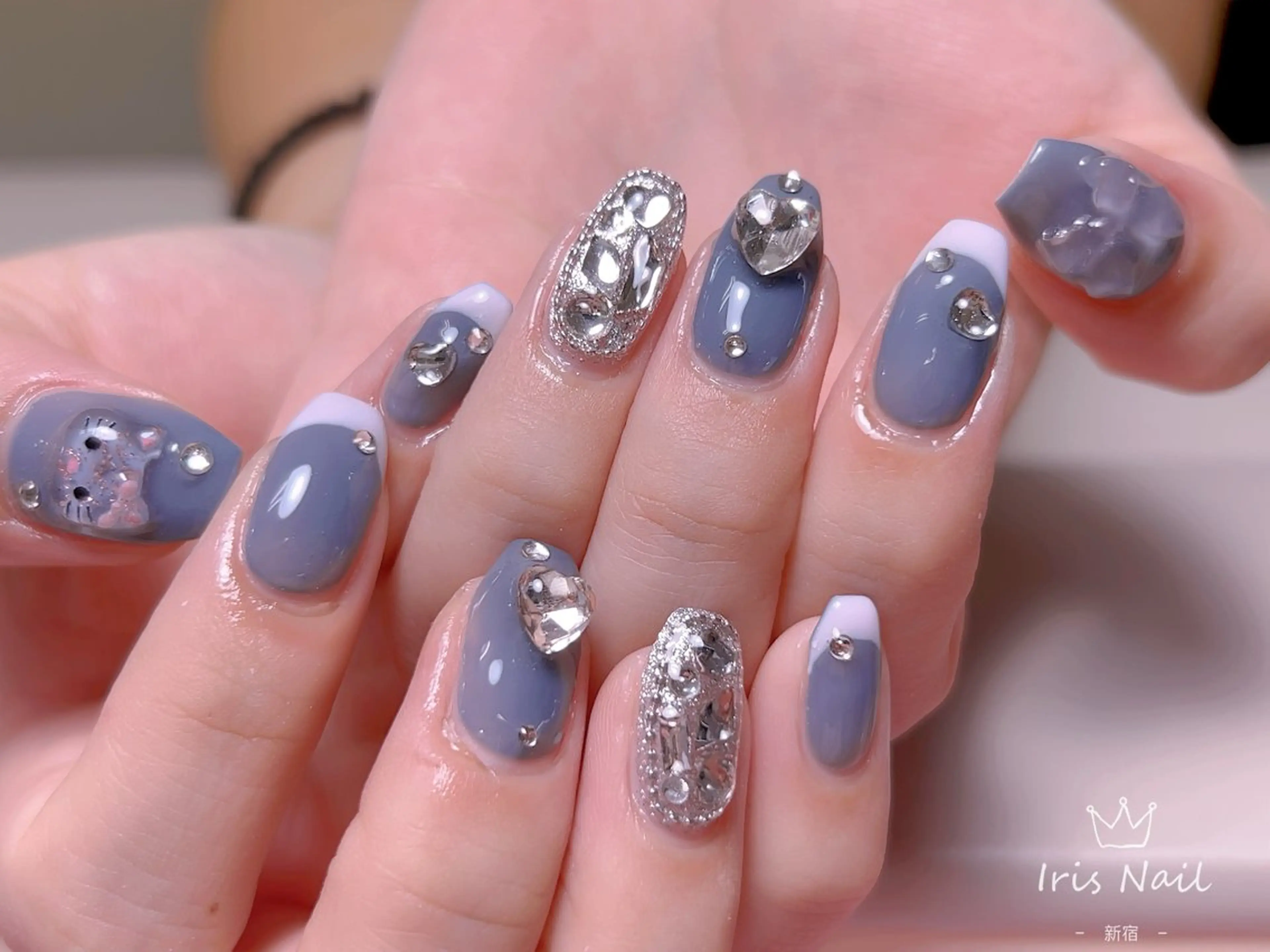 ネイル フレンチネイル ジェルネイル グラデーション 韓国ネイル マグネットネイル ハンドネイル 【長さ出し】 IRIS NAILのネイルデザイン