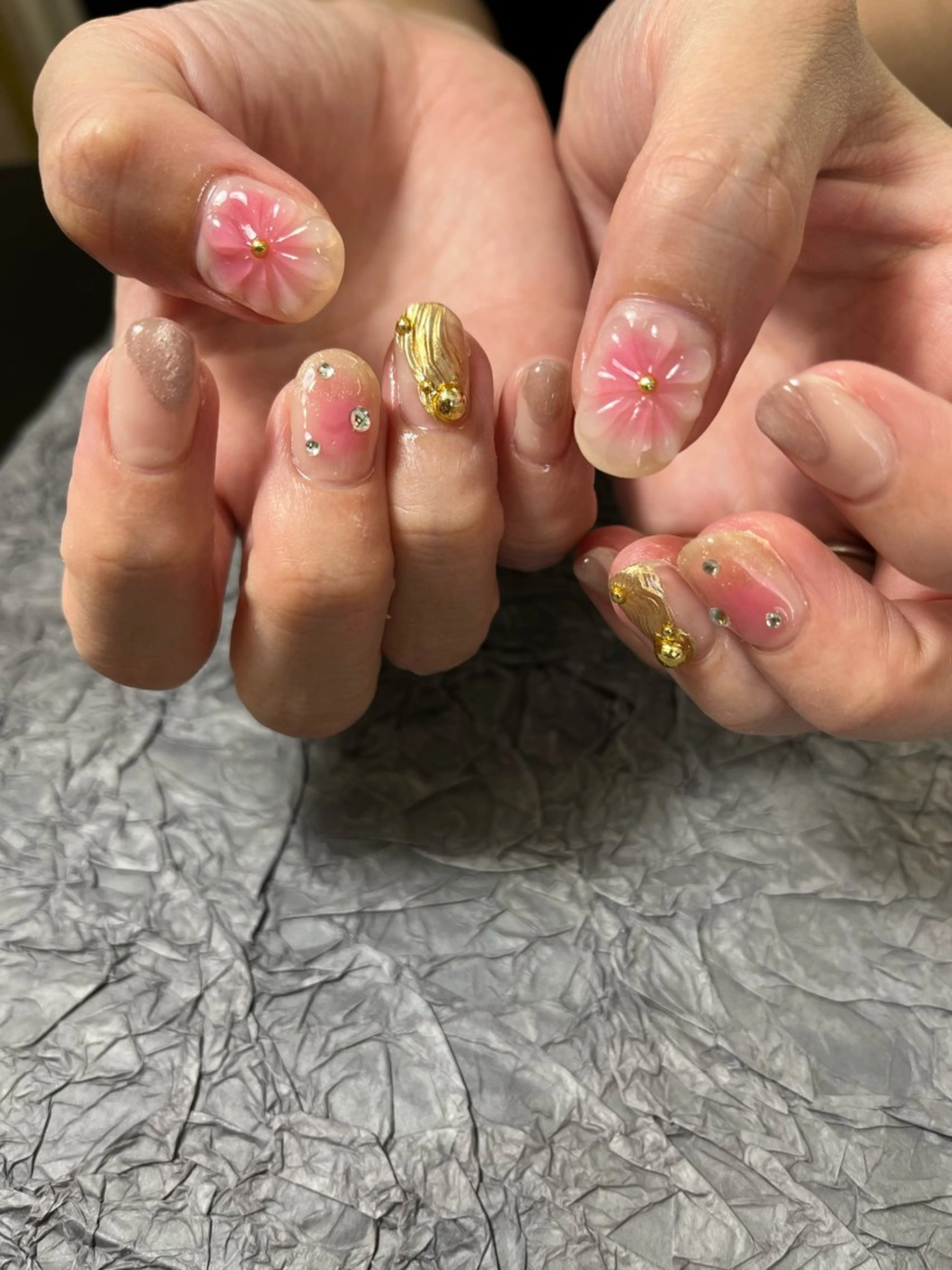 ネイル S. SAYAのネイルデザイン