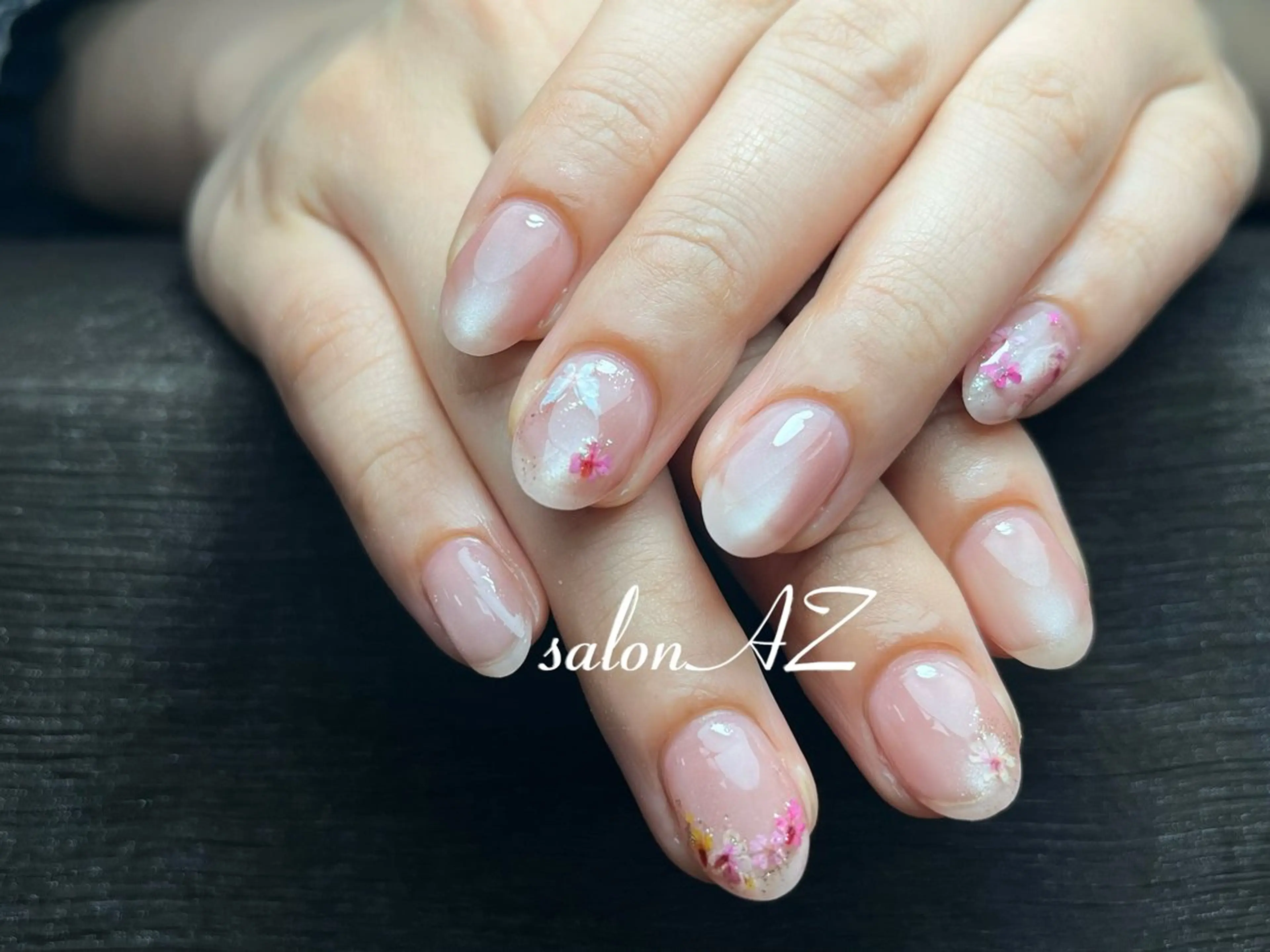 ネイル 桜ネイル 長さ出し フットネイル フレンチネイル ジェルネイル salon AZのネイルデザイン