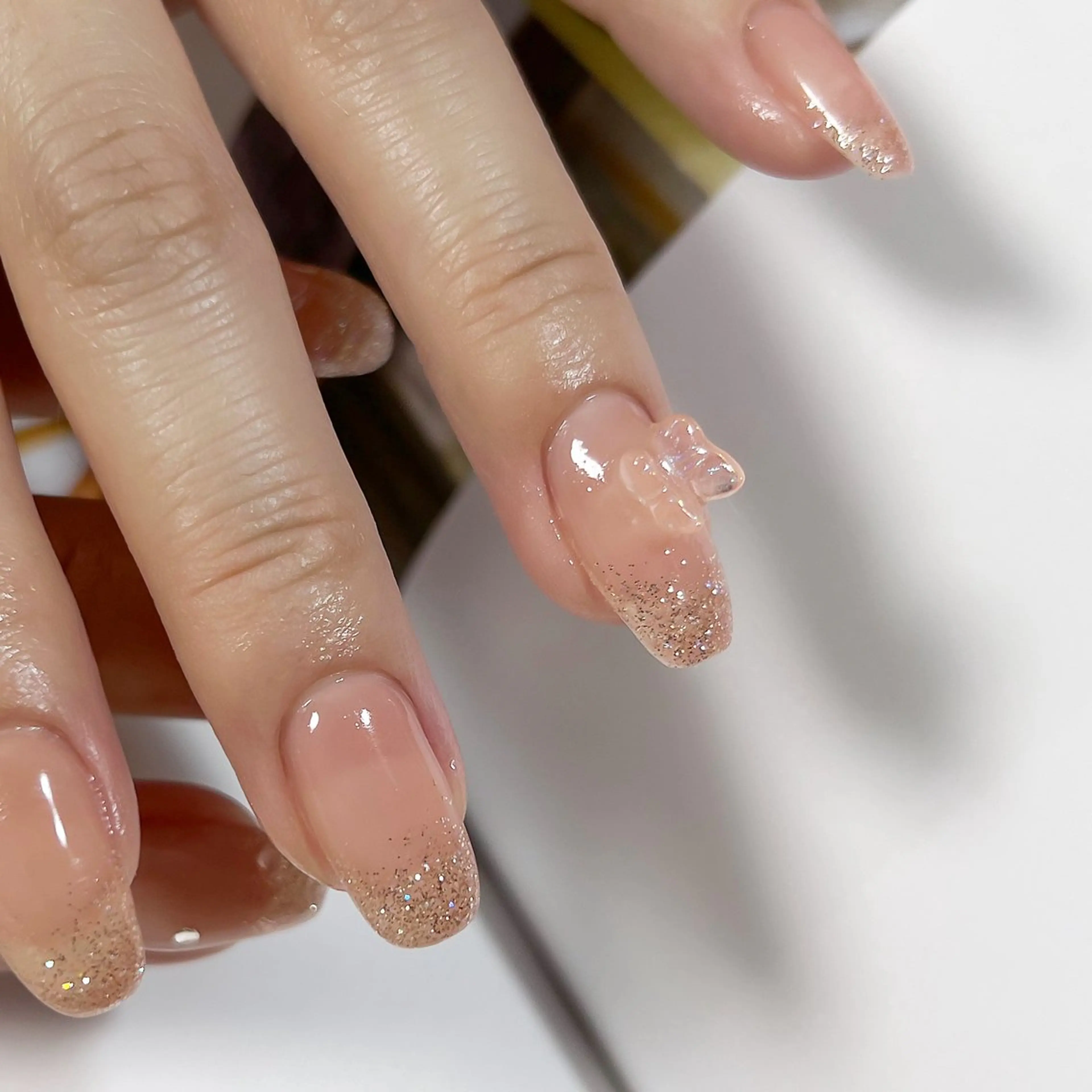 ネイル オーロラネイル 韓国ネイル ラメ(グリッター) ワンカラーネイル シンプルネイル pointillé .ayaのネイルデザイン