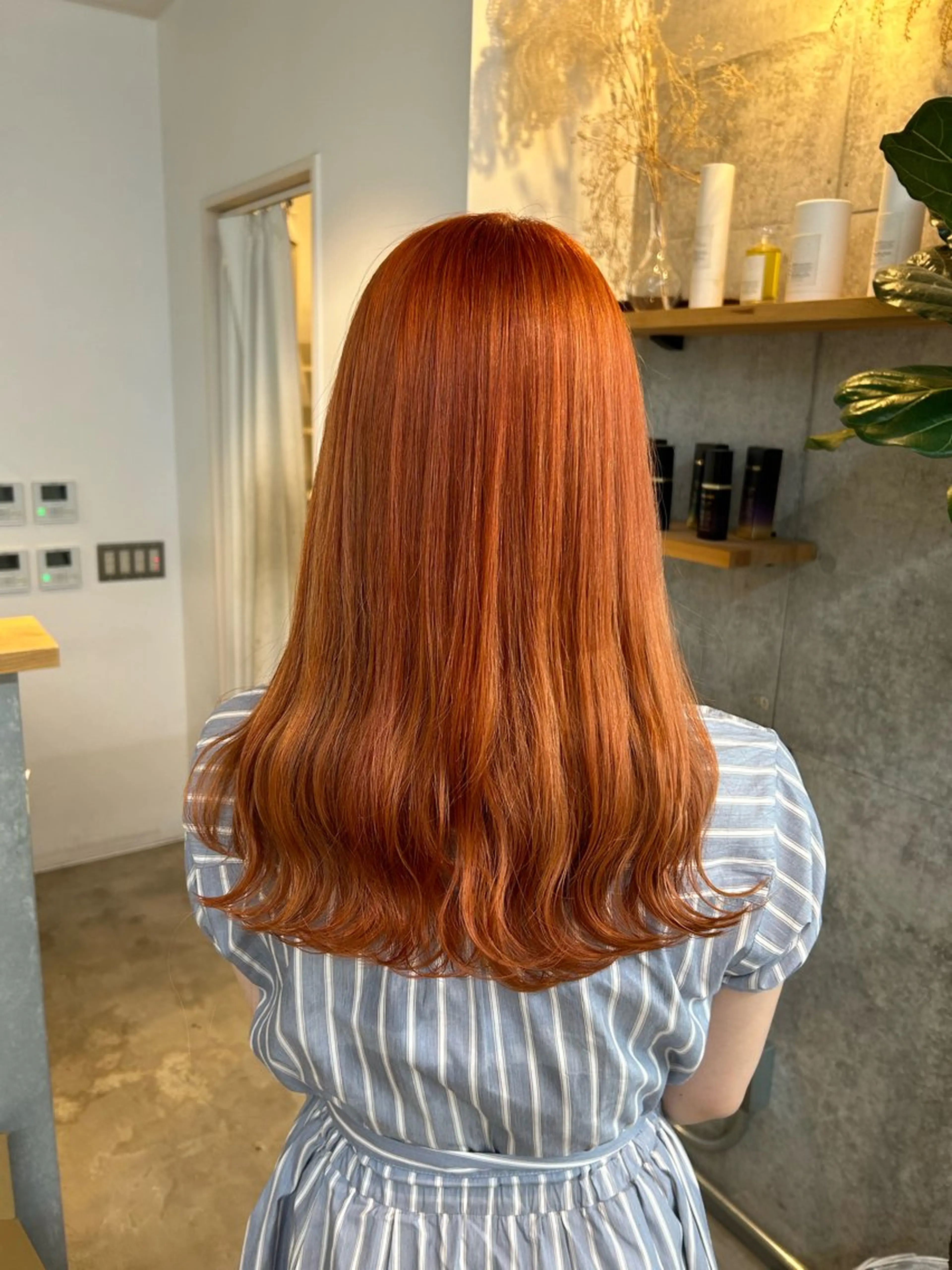 ロング カラー カット ヘアカラー トリートメント KOTOMI .のヘアスタイル