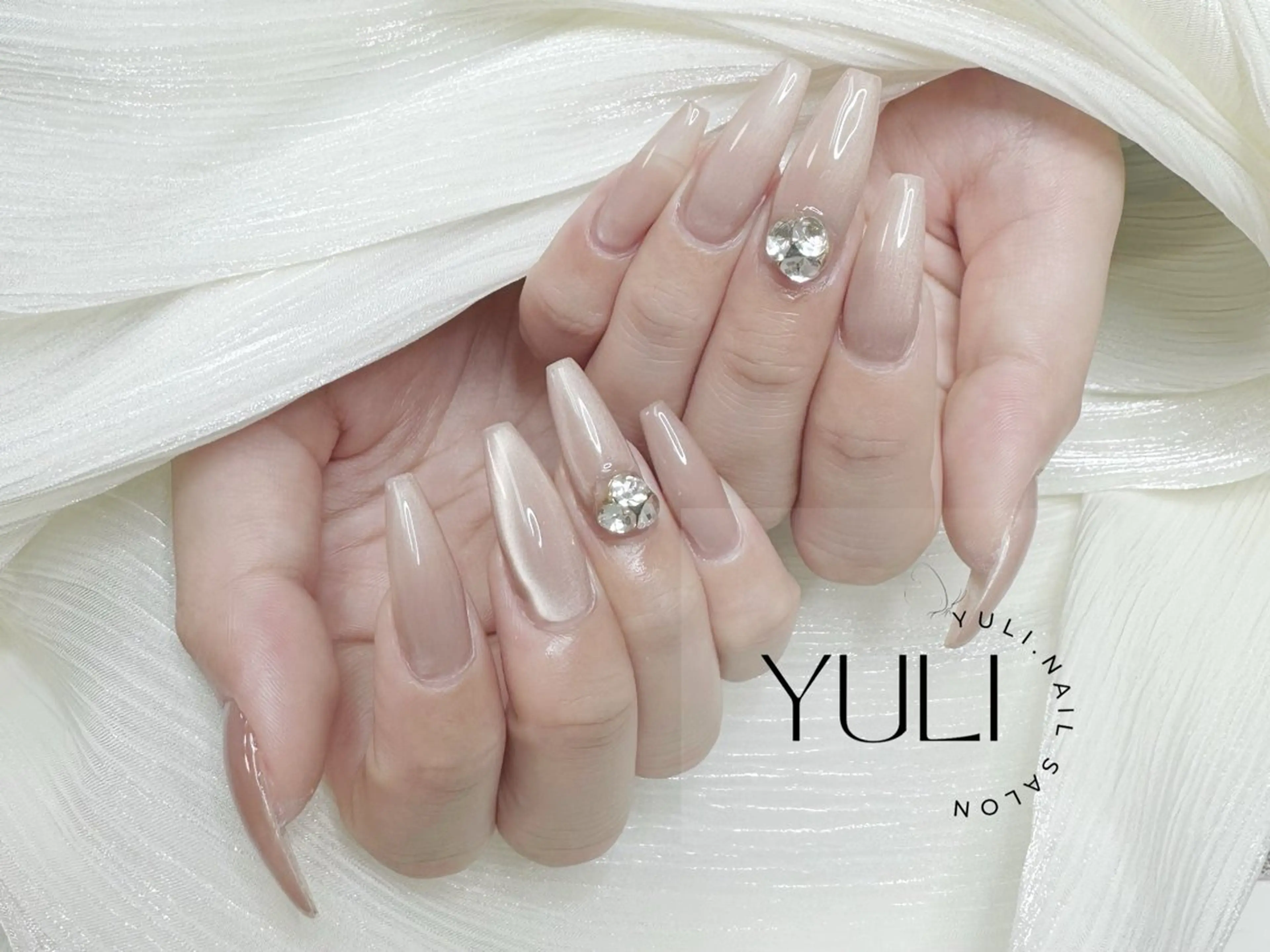 ネイル ハンドネイル 🎀YULI_ Nail 🎀新宿店のネイルデザイン