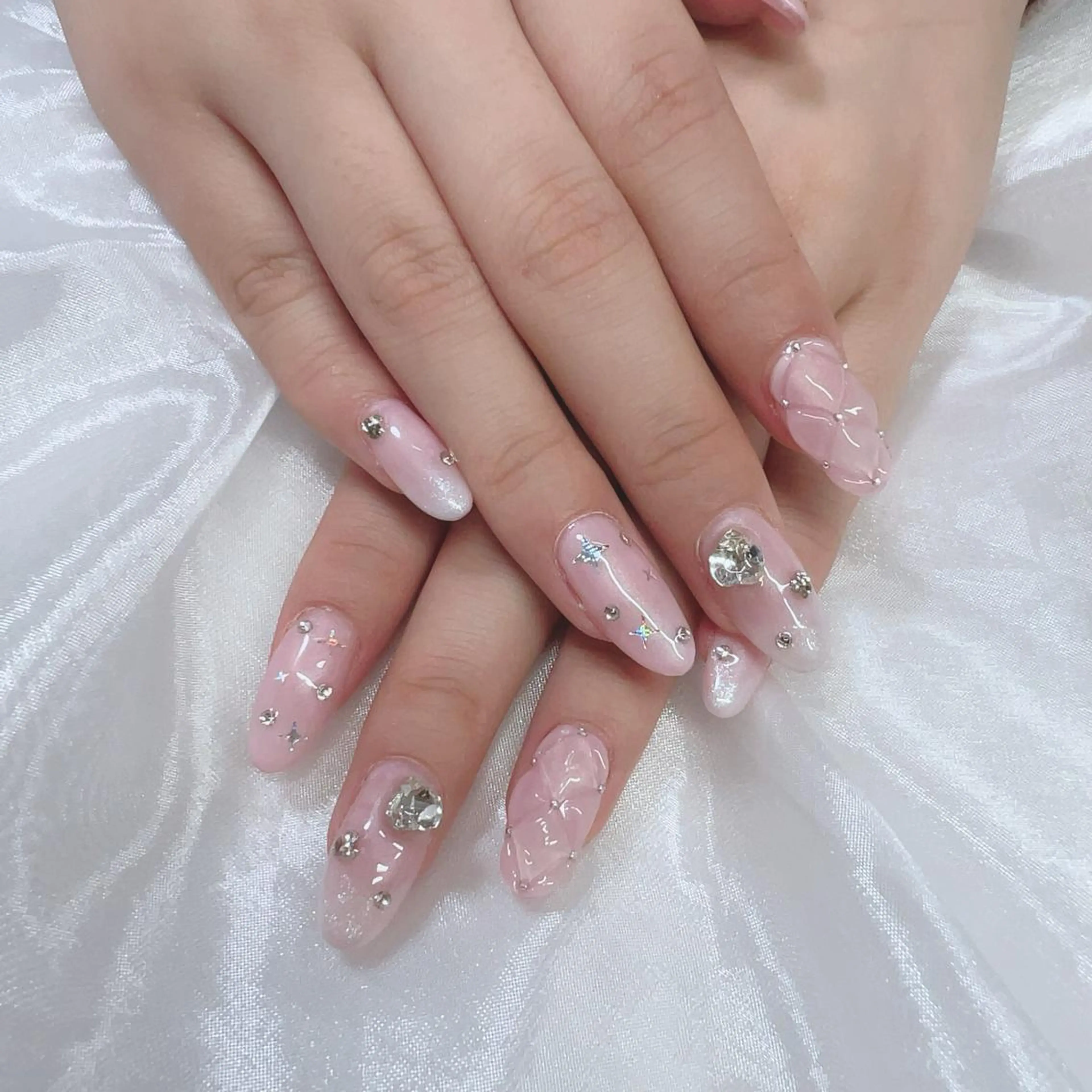 ネイル Rire_eye+beauty_nail所属・Rire_ nail_yukiのネイルデザイン