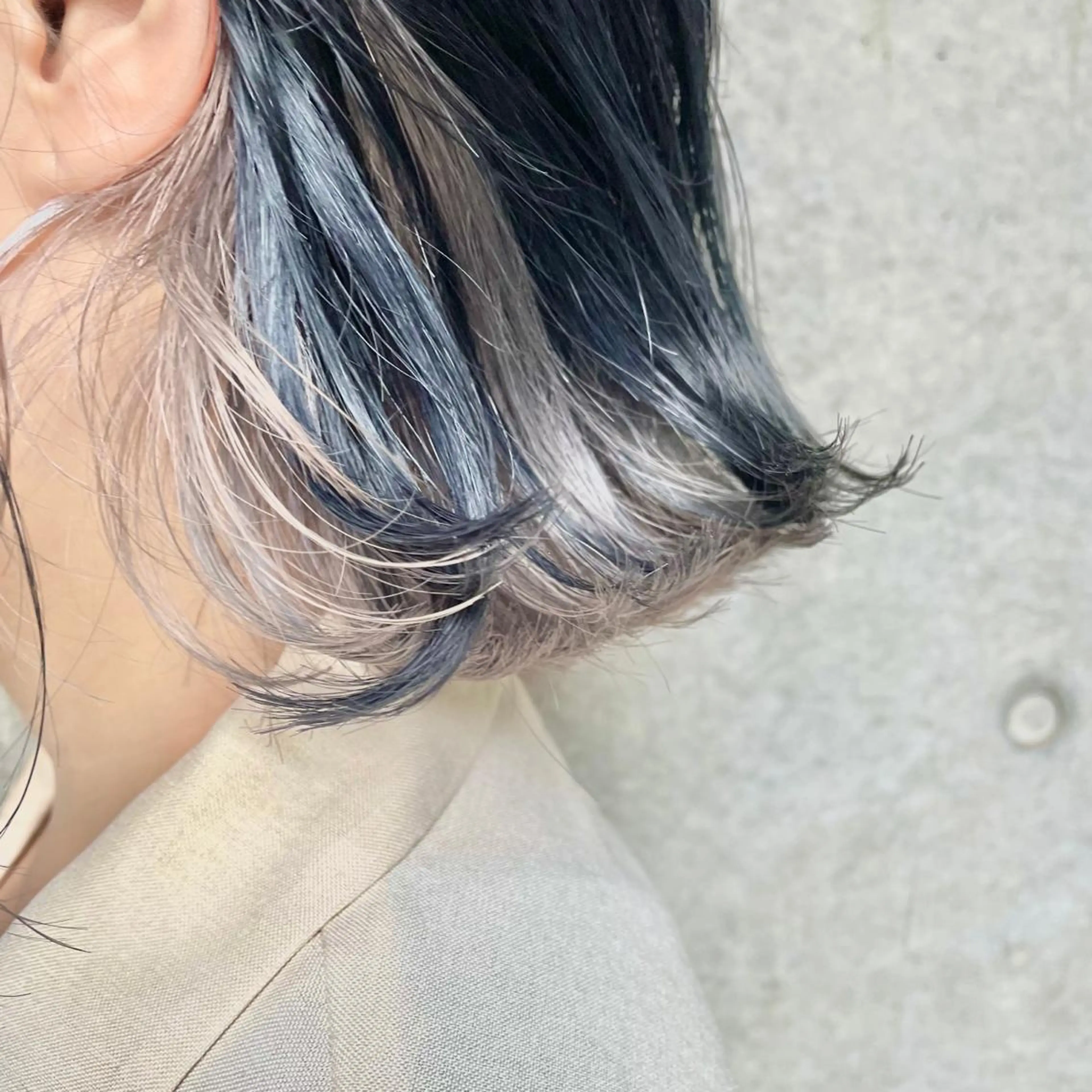 カラー 黒髪 ブルーカラー ブルーブラック シルバー 🫧BUBBLES 新所沢　かとうゆきのヘアスタイル