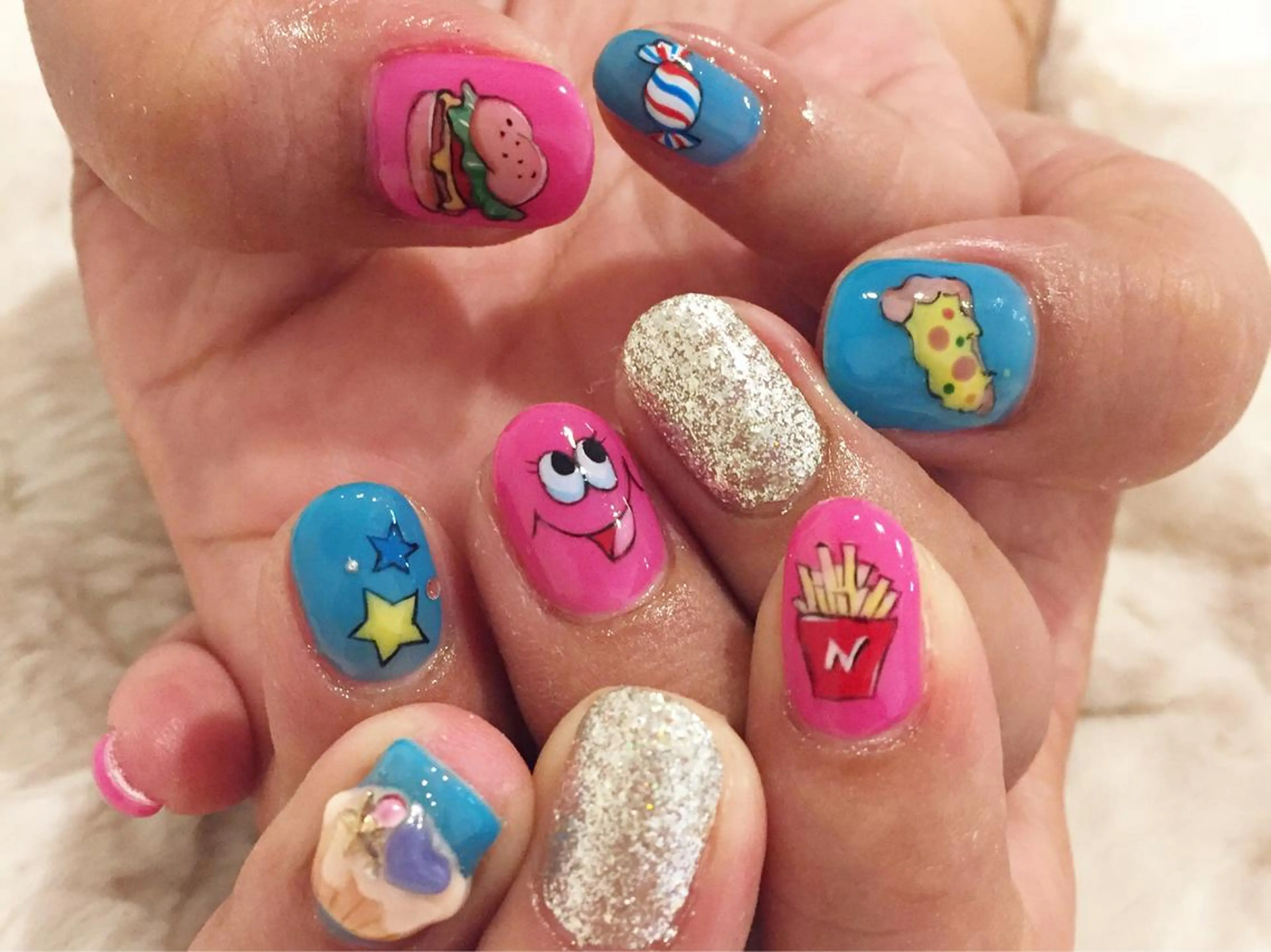 ネイル ジェルネイル 東 千夏のネイルデザイン