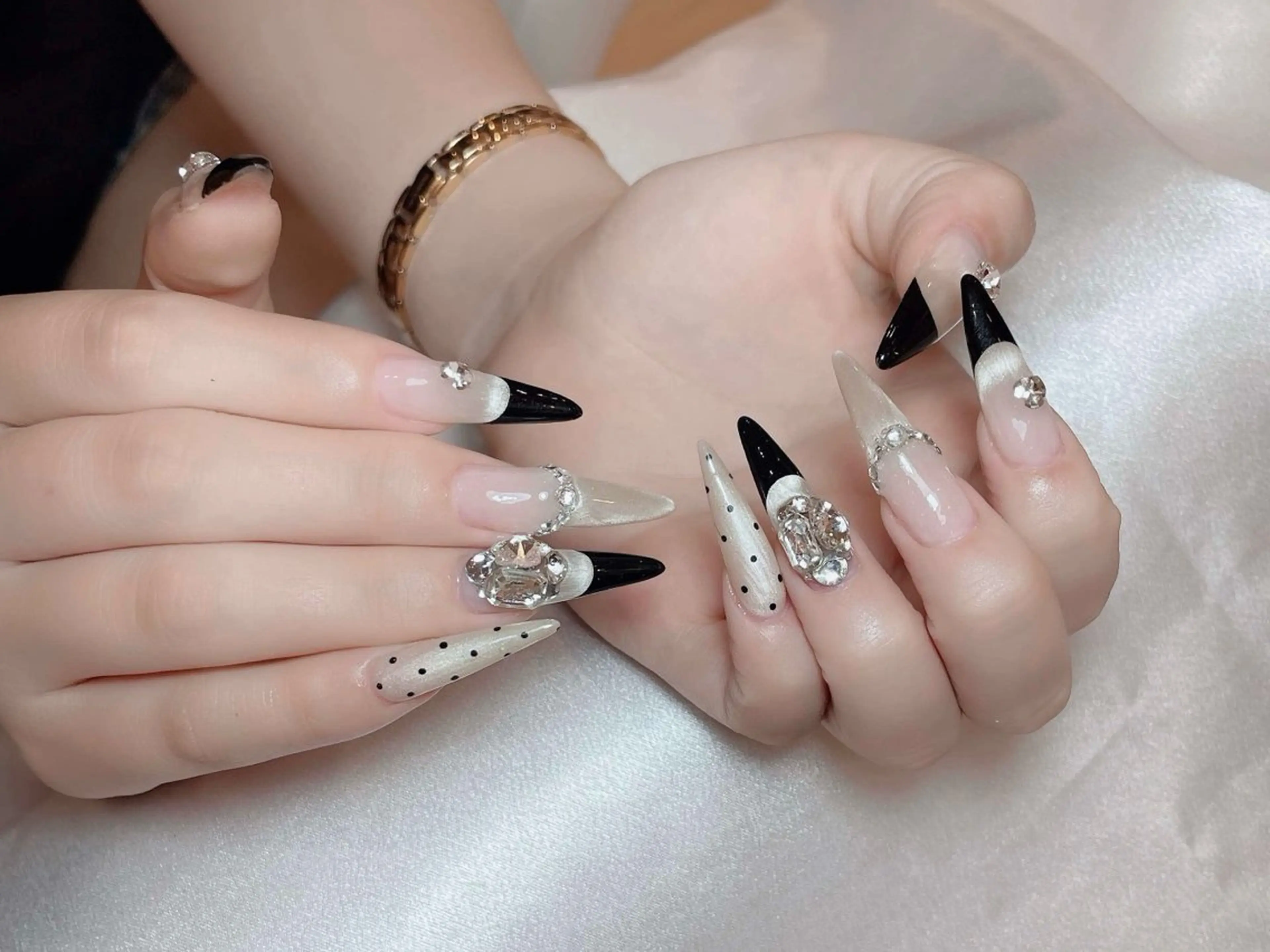 ネイル ハンドネイル Queen Nail Salon所属・Queen Nail Salonのネイルデザイン