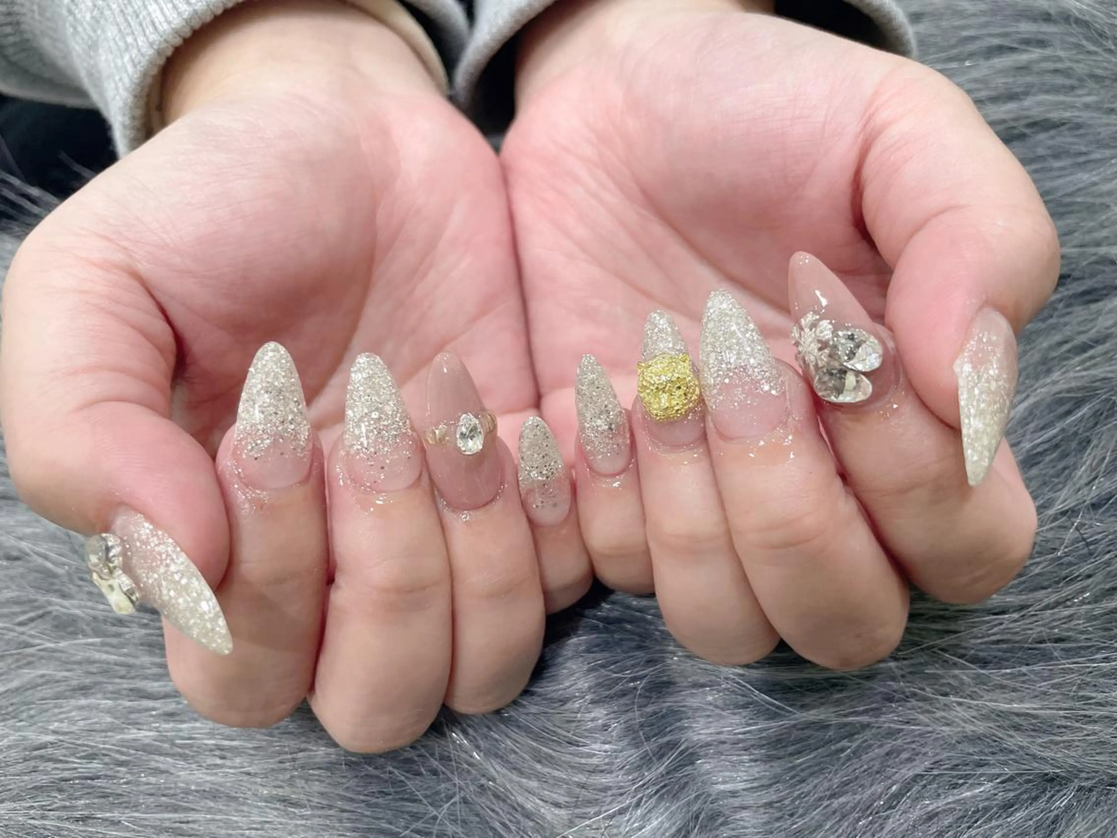 ミディアム ネイル 《LB》ラブリエ Nail&eyeのマツエク・マツパデザイン