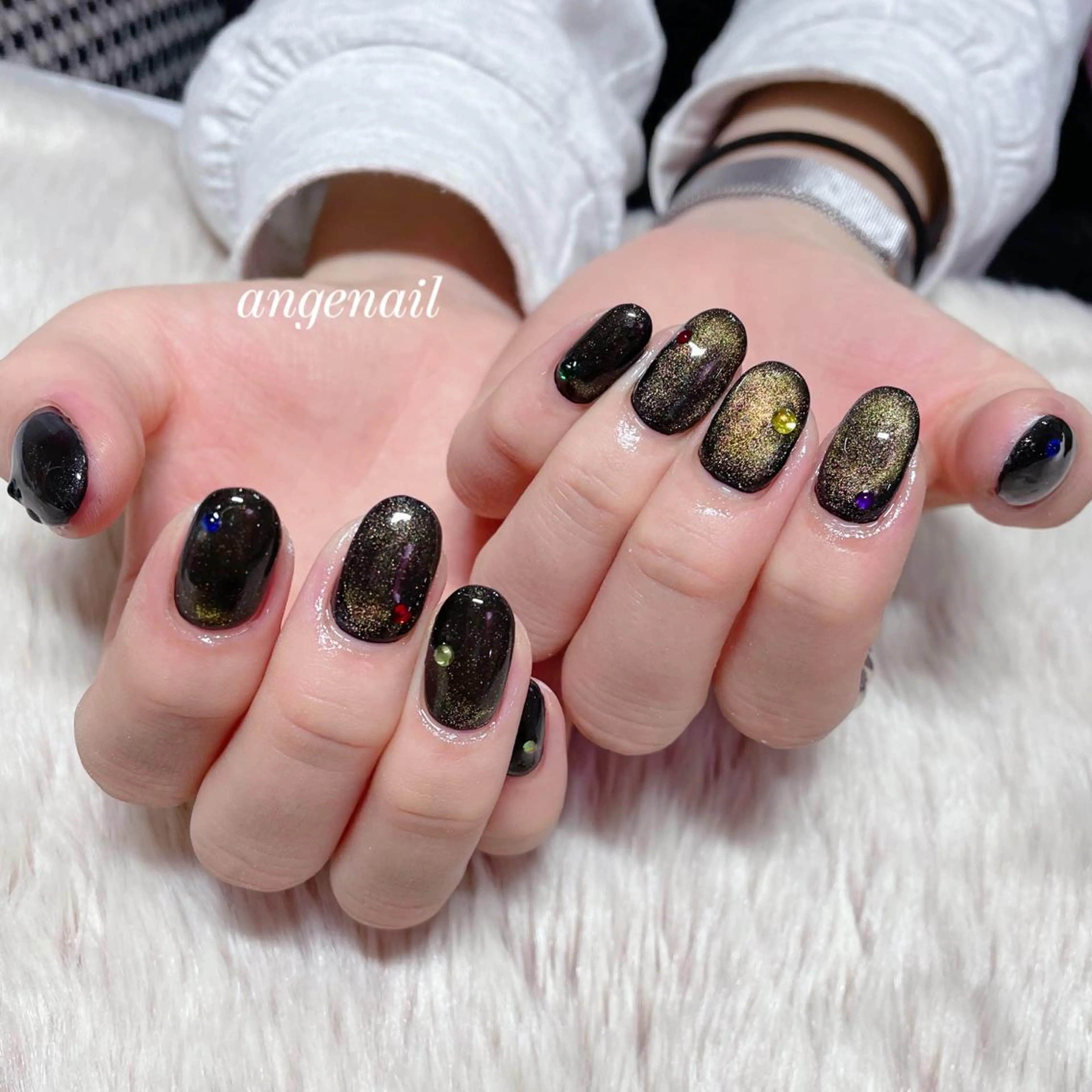 ネイル ハンドネイル オーナーネイリスト MAKIのネイルデザイン