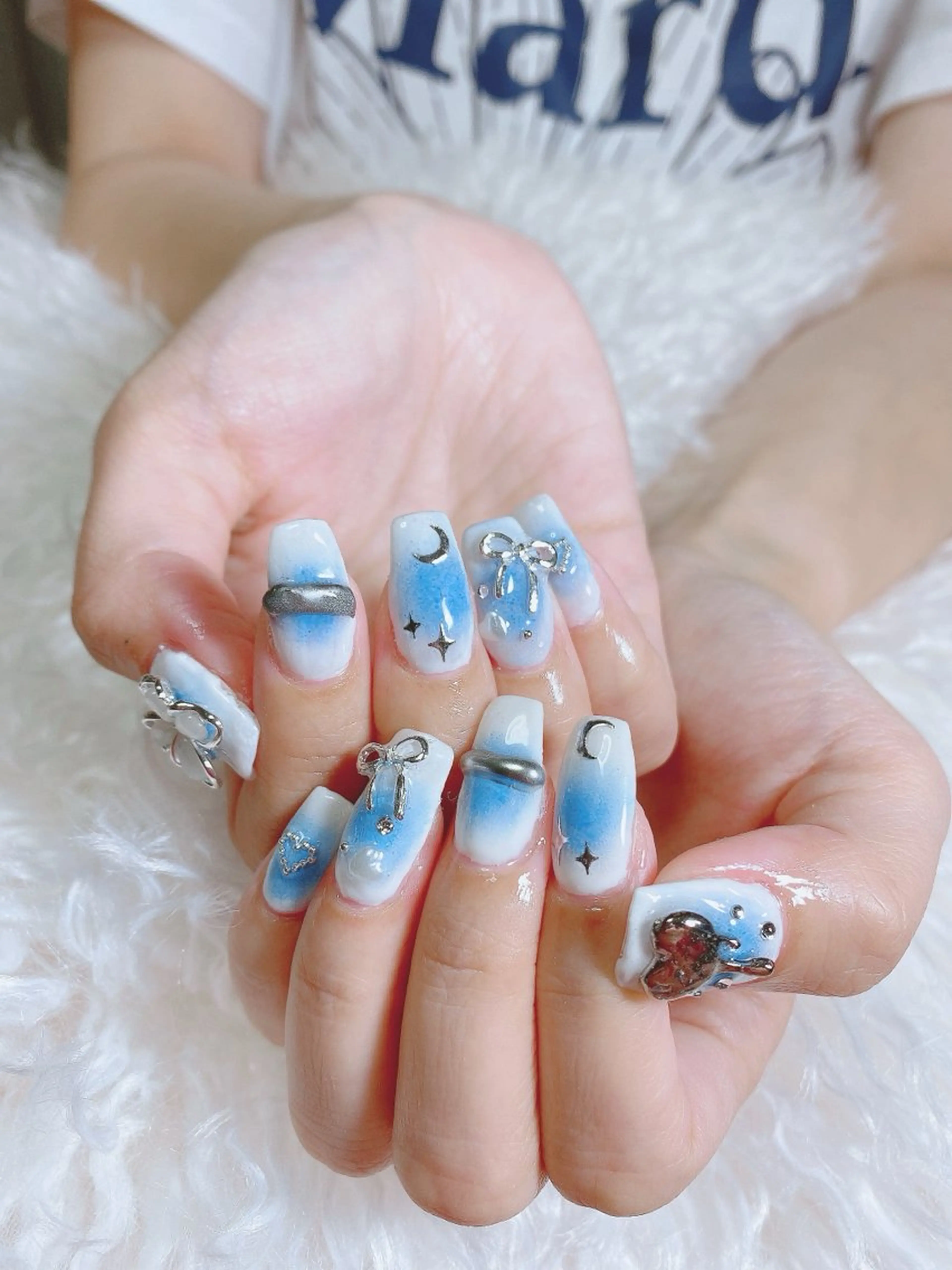 ネイル n o q r m. n a c h iのネイルデザイン