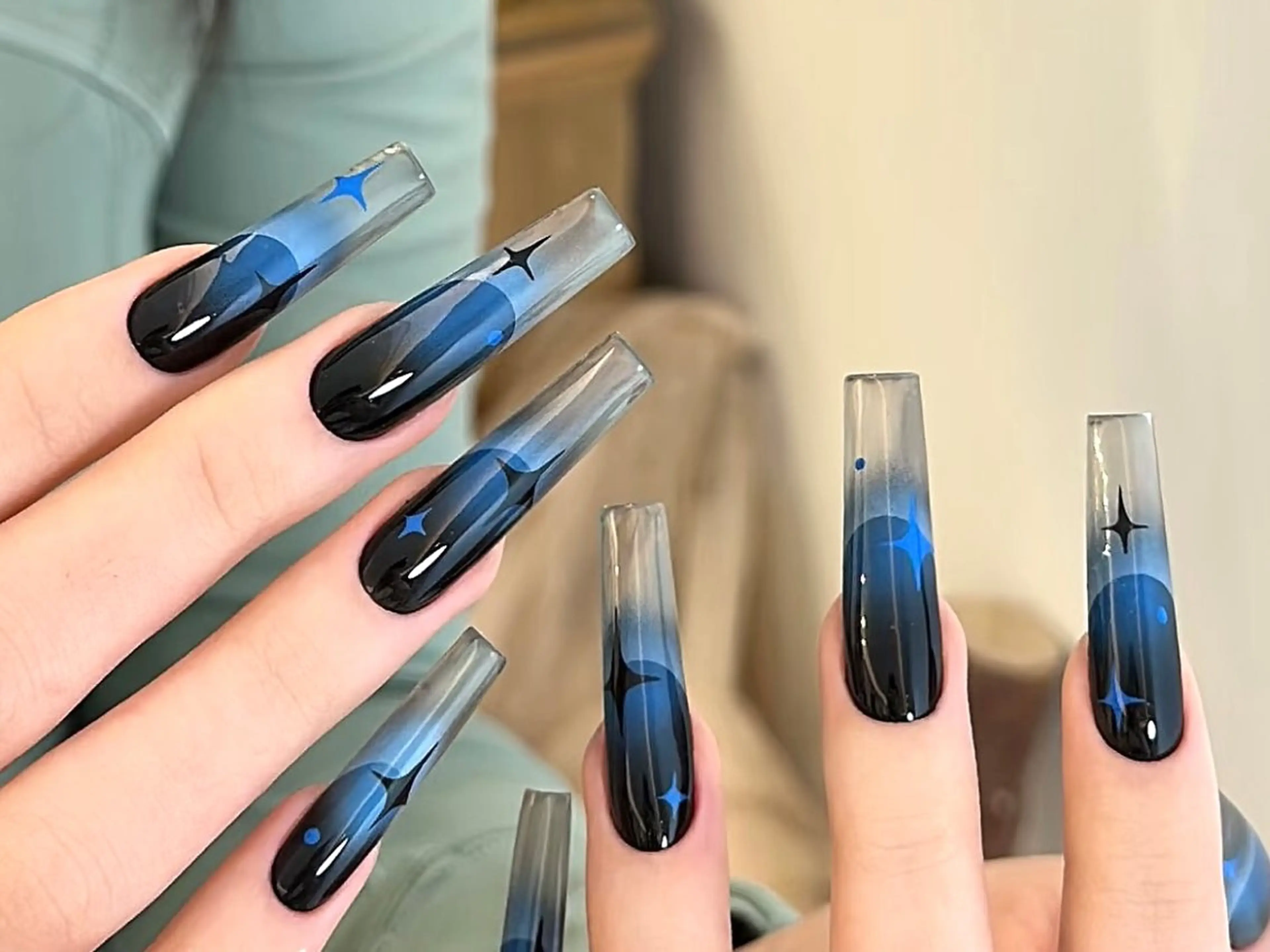 ネイル ハンドネイル ハンドケア DarkHoney 池袋店のネイルデザイン