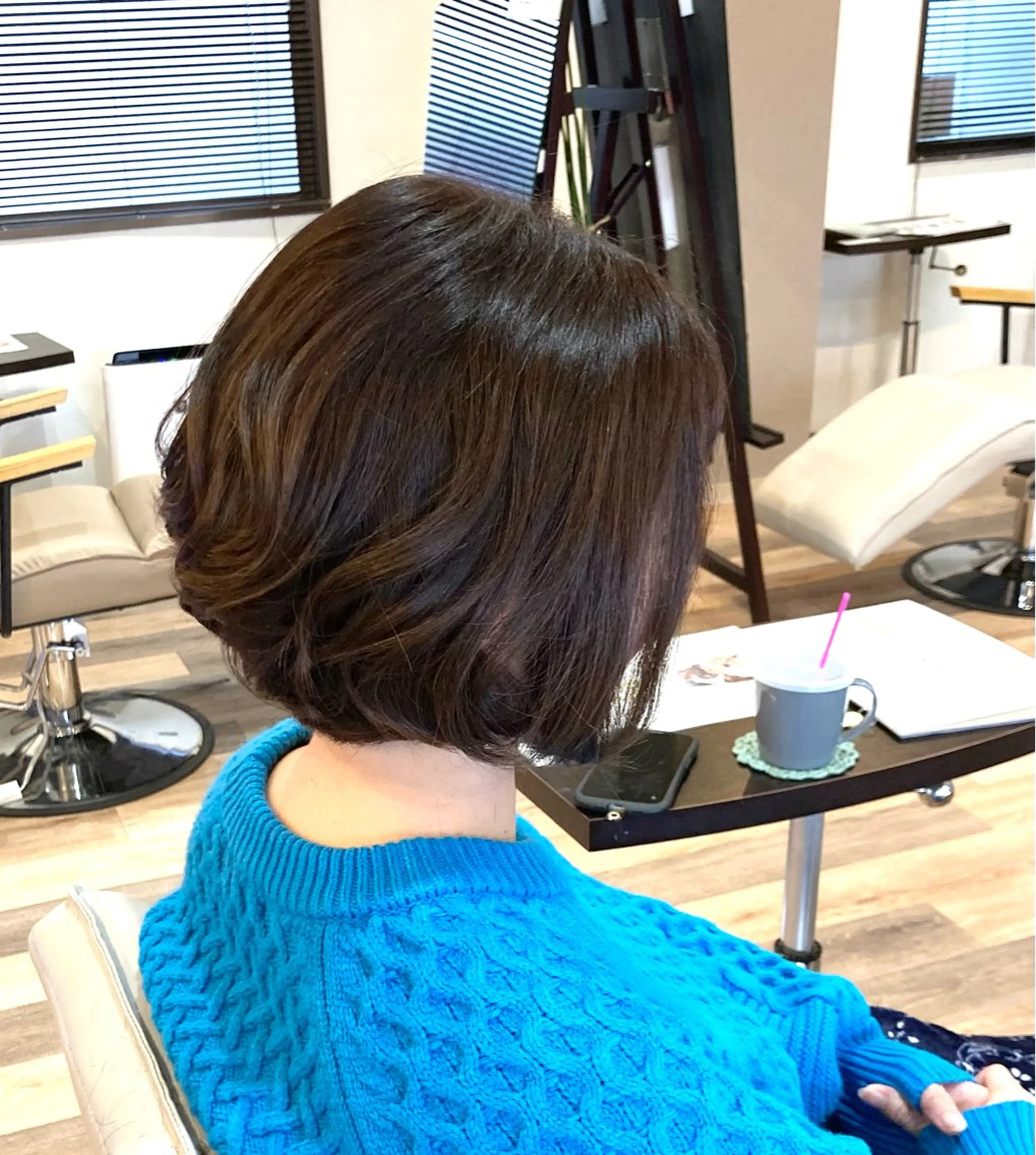 カラー 中野 紹江のヘアスタイル