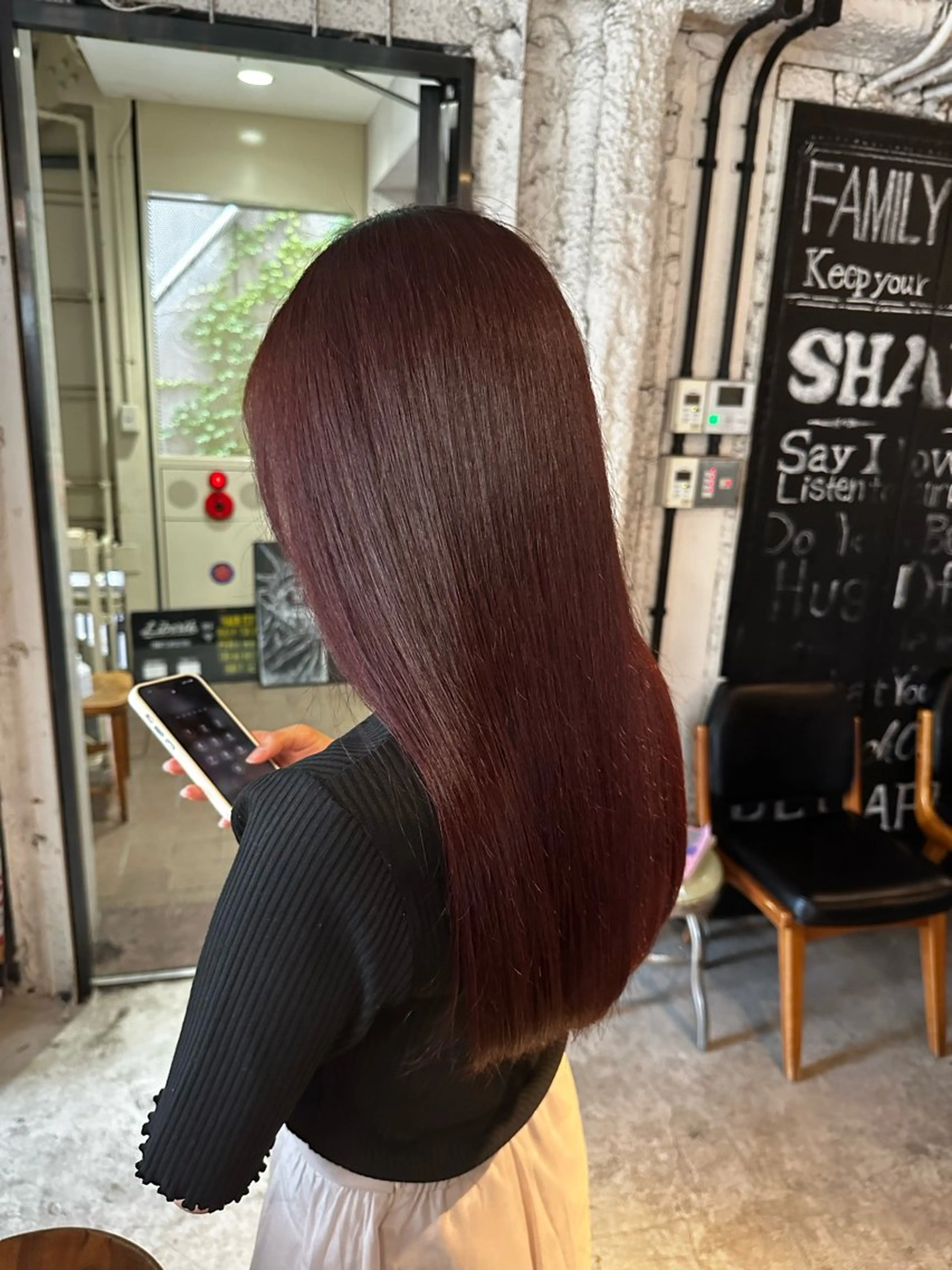 セミロング 顔まわりレイヤー 韓国風ヘア レイヤーカット ローレイヤー 縮毛矯正 カット ヘアカラー トリートメント Masena所属・【必ず似合わせます】 川口航平のヘアスタイル