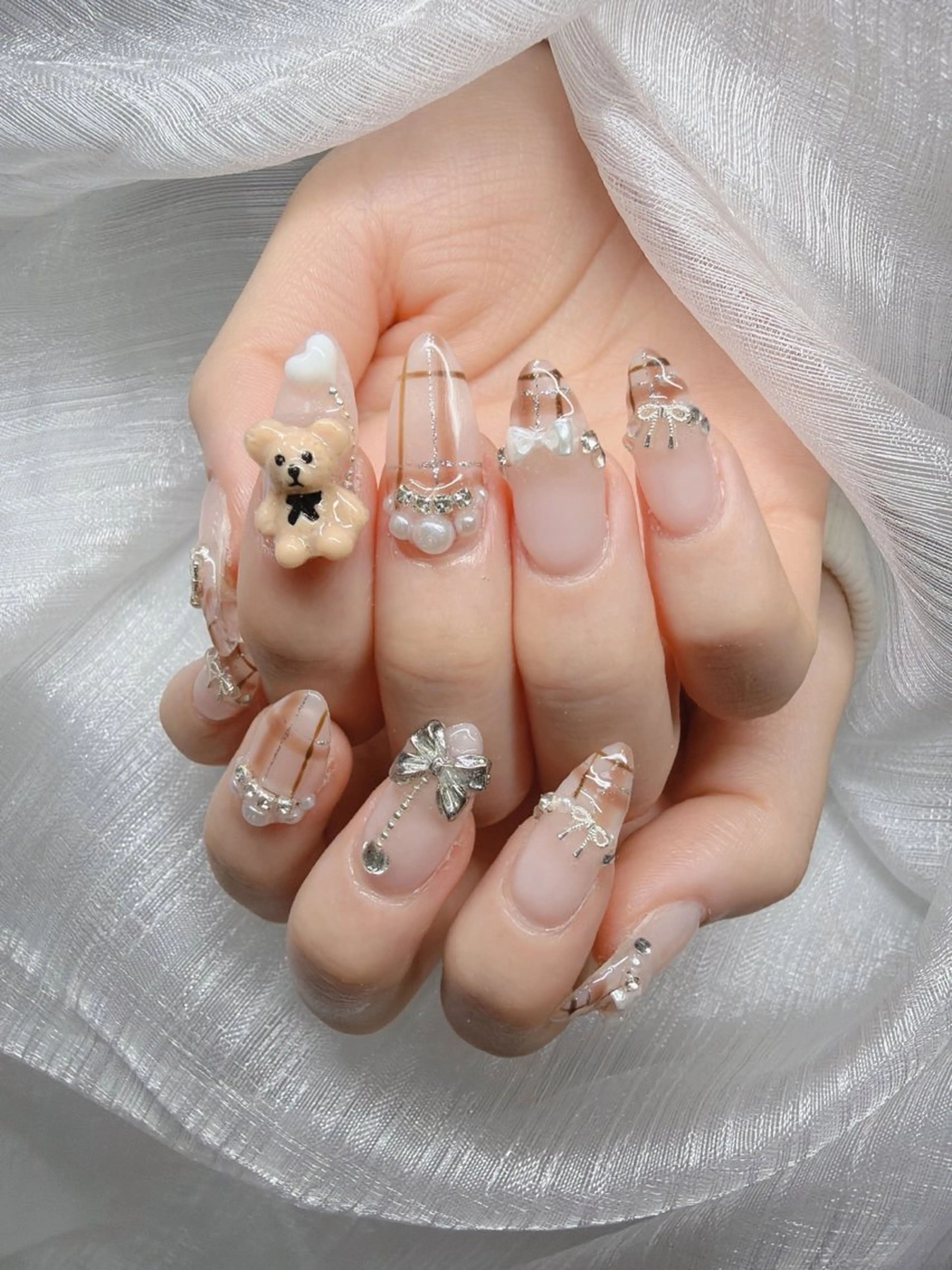 ネイル Lee Nailsのネイルデザイン