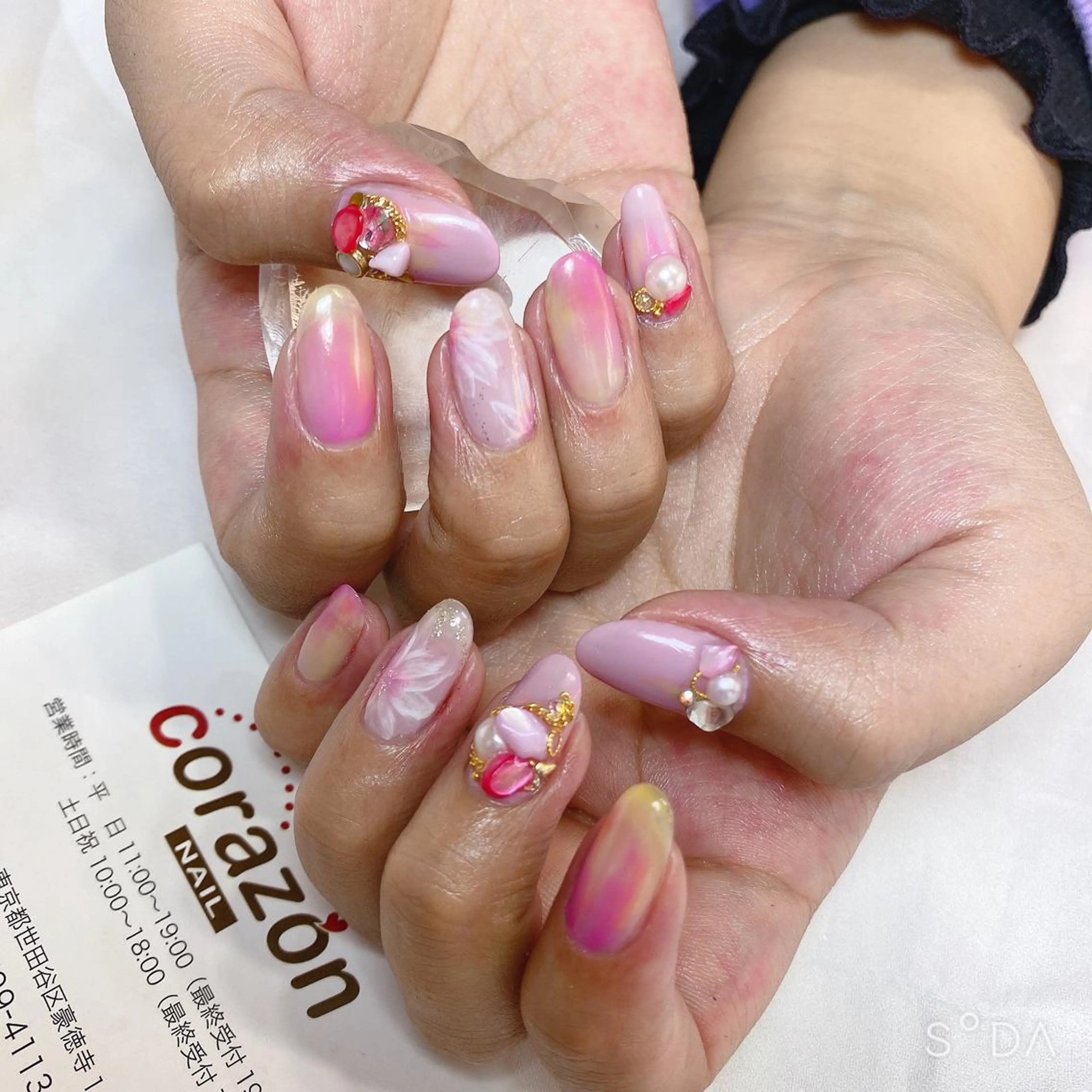 ネイル アートネイル ジェルネイル corazon所属・ネイリスト aicoのネイルデザイン