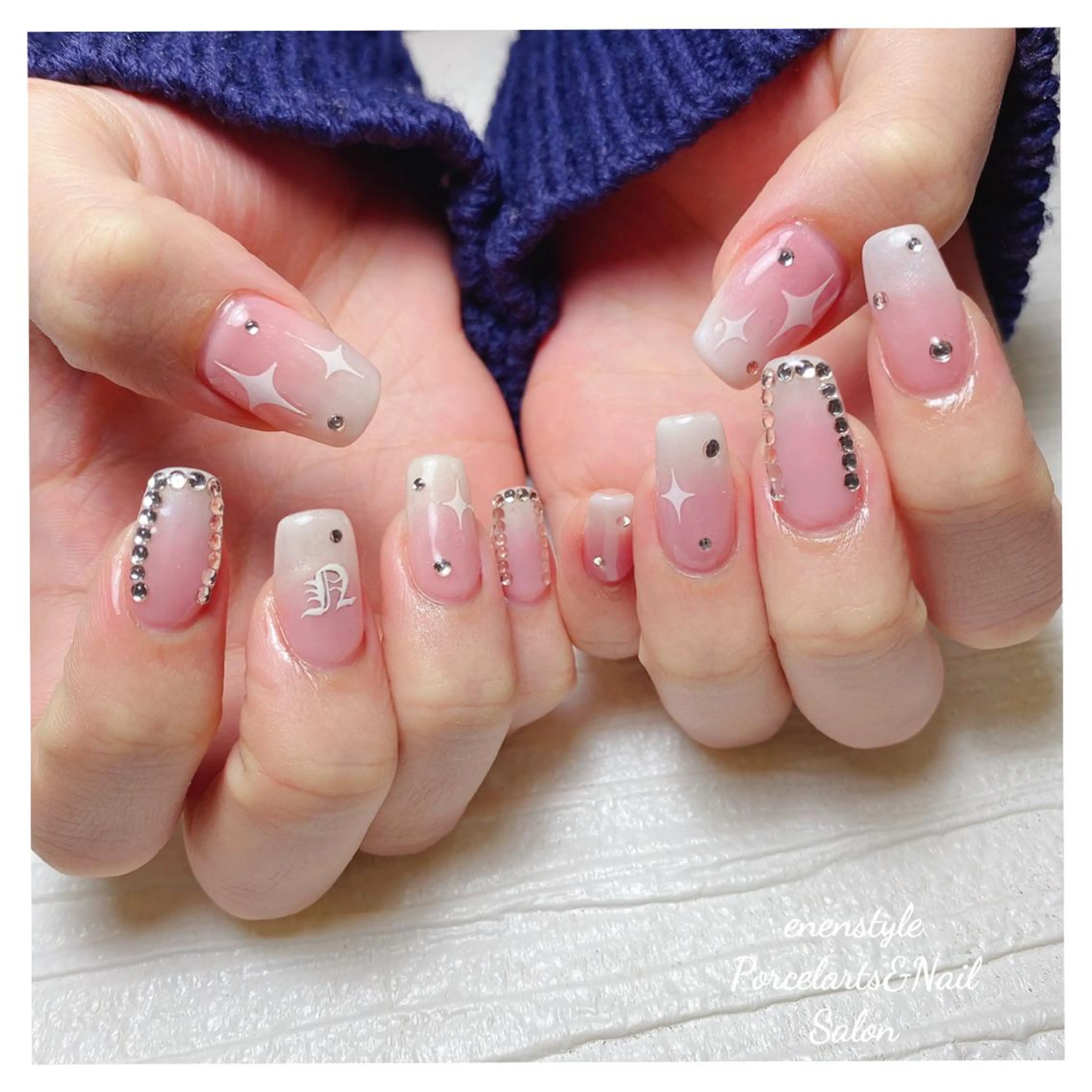 ミディアム ネイル 👑enen style👑のネイルデザイン