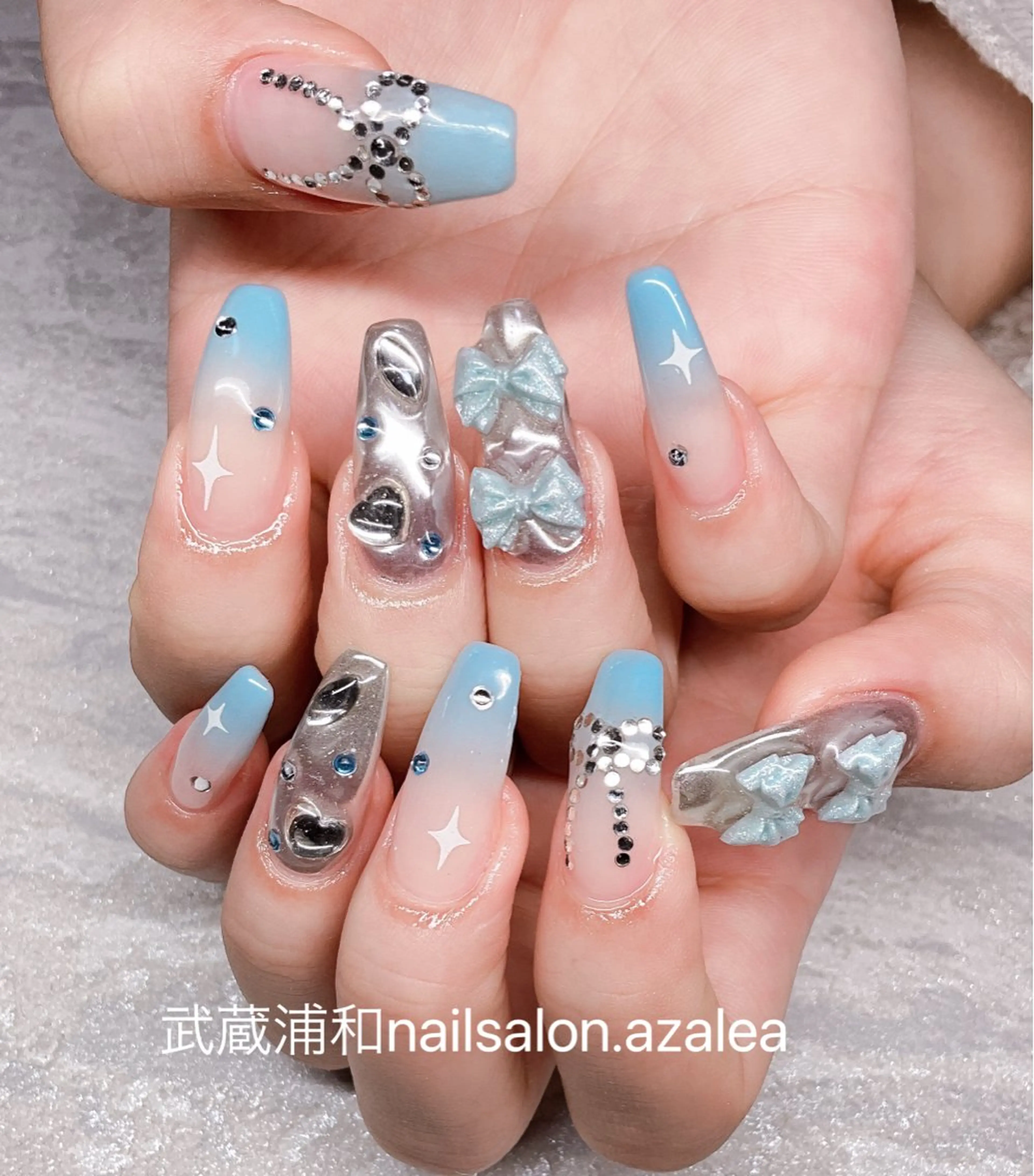 ネイル ハンドネイル R inのネイルデザイン