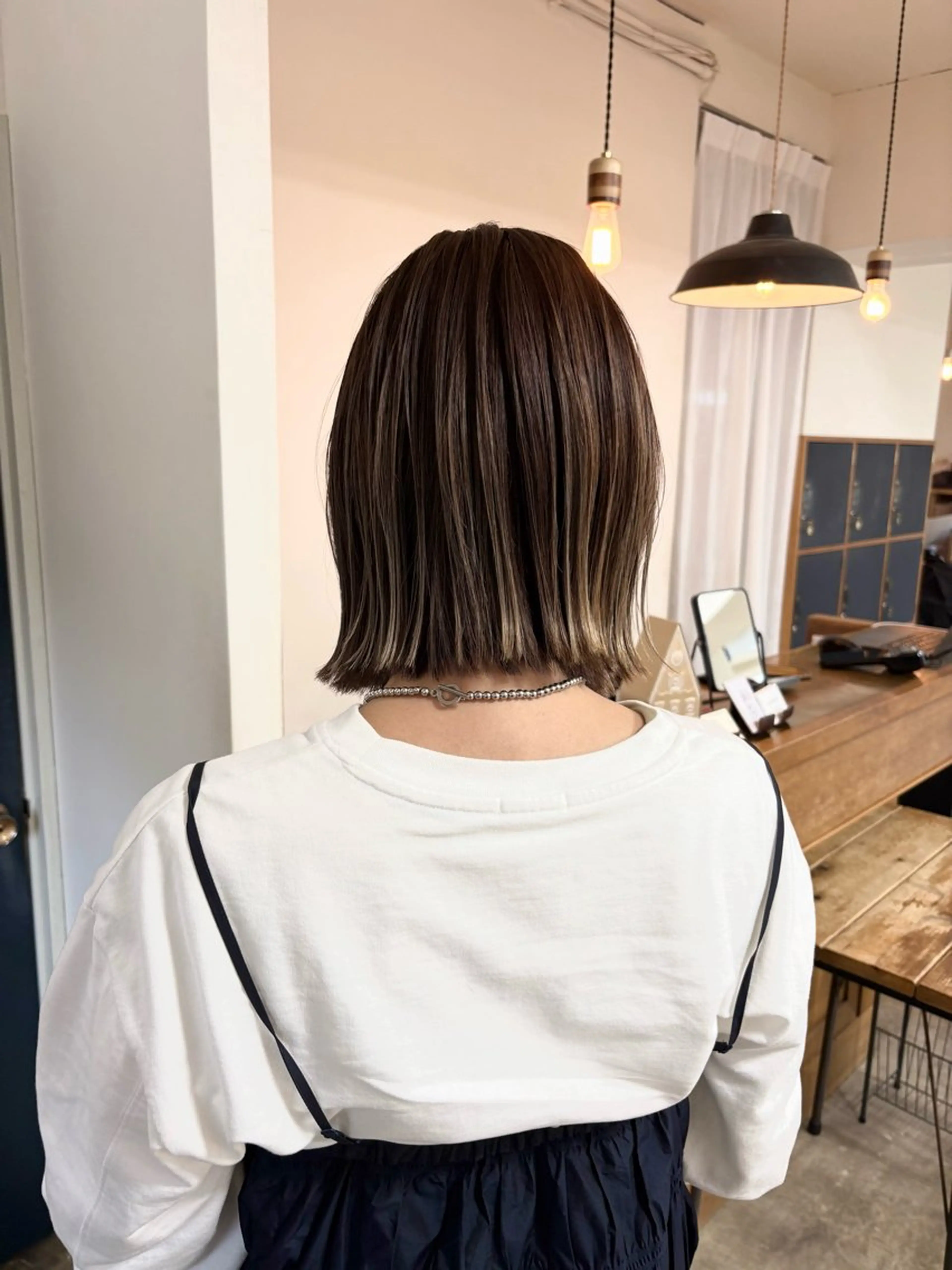 ミディアム カラー ブリーチ デザインカラー カット ヘアカラー トリートメント takada kohのヘアスタイル