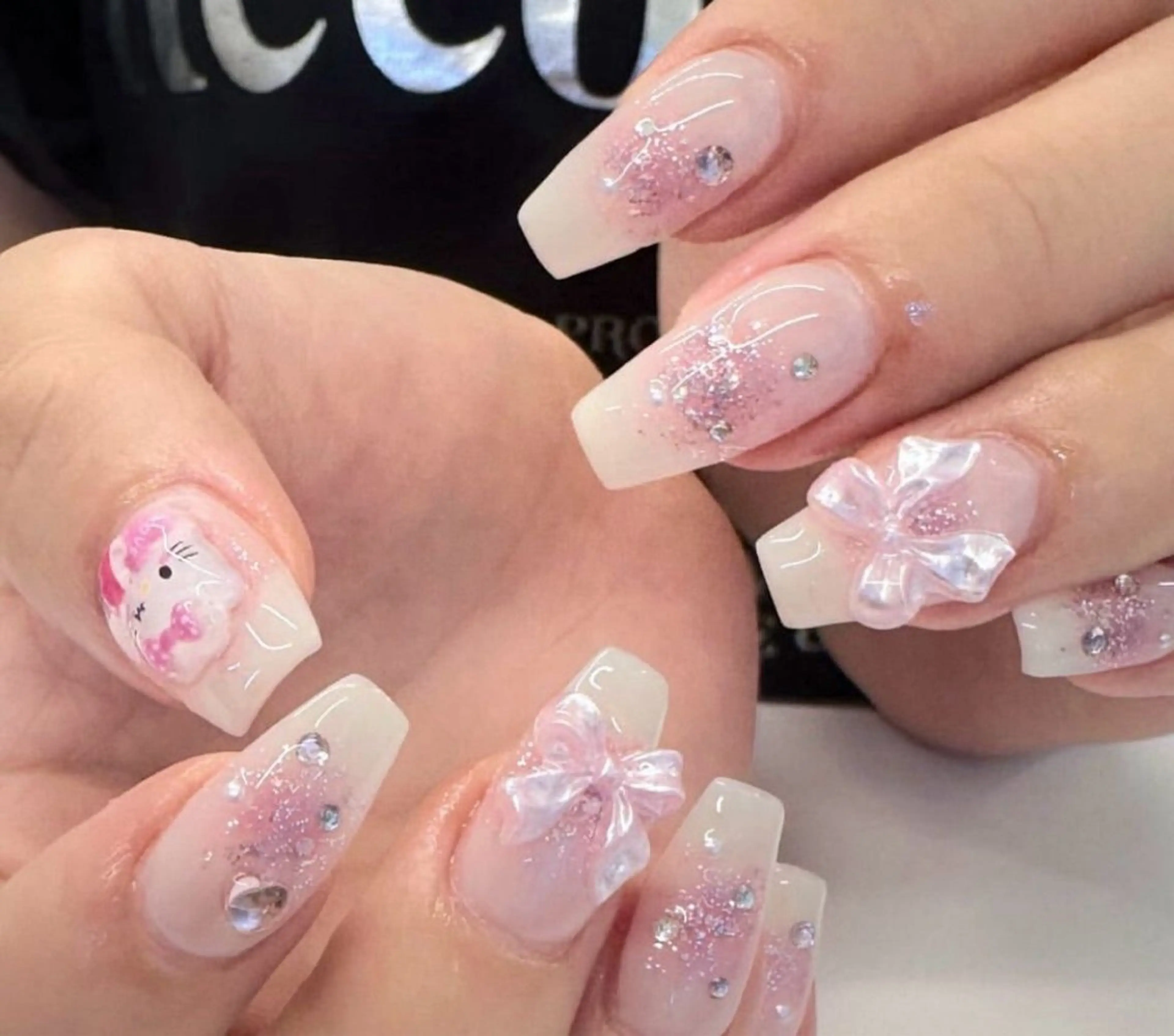 ネイル Lee Nailsのネイルデザイン