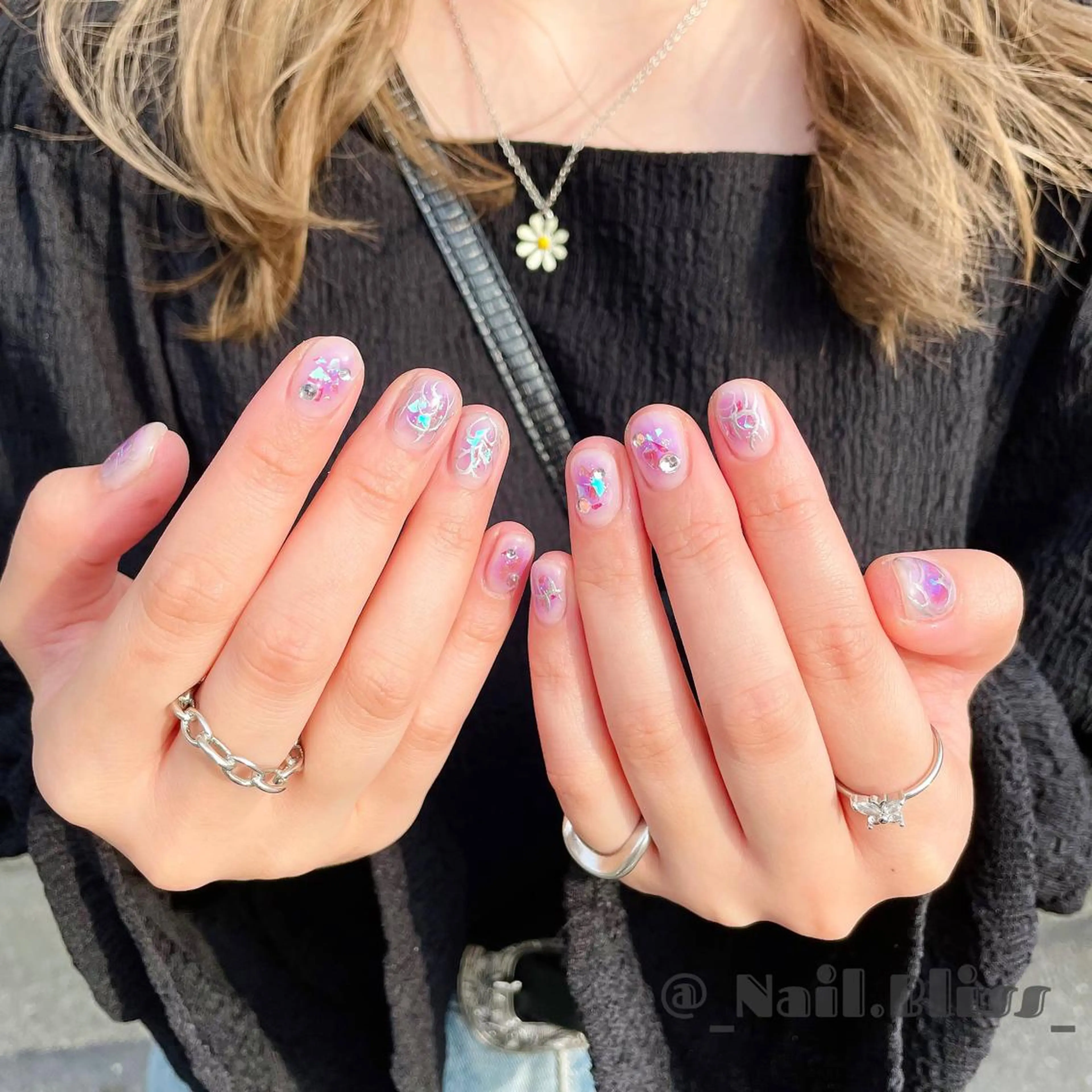 ネイル チークネイル ハンドネイル NAIL BLISSのネイルデザイン