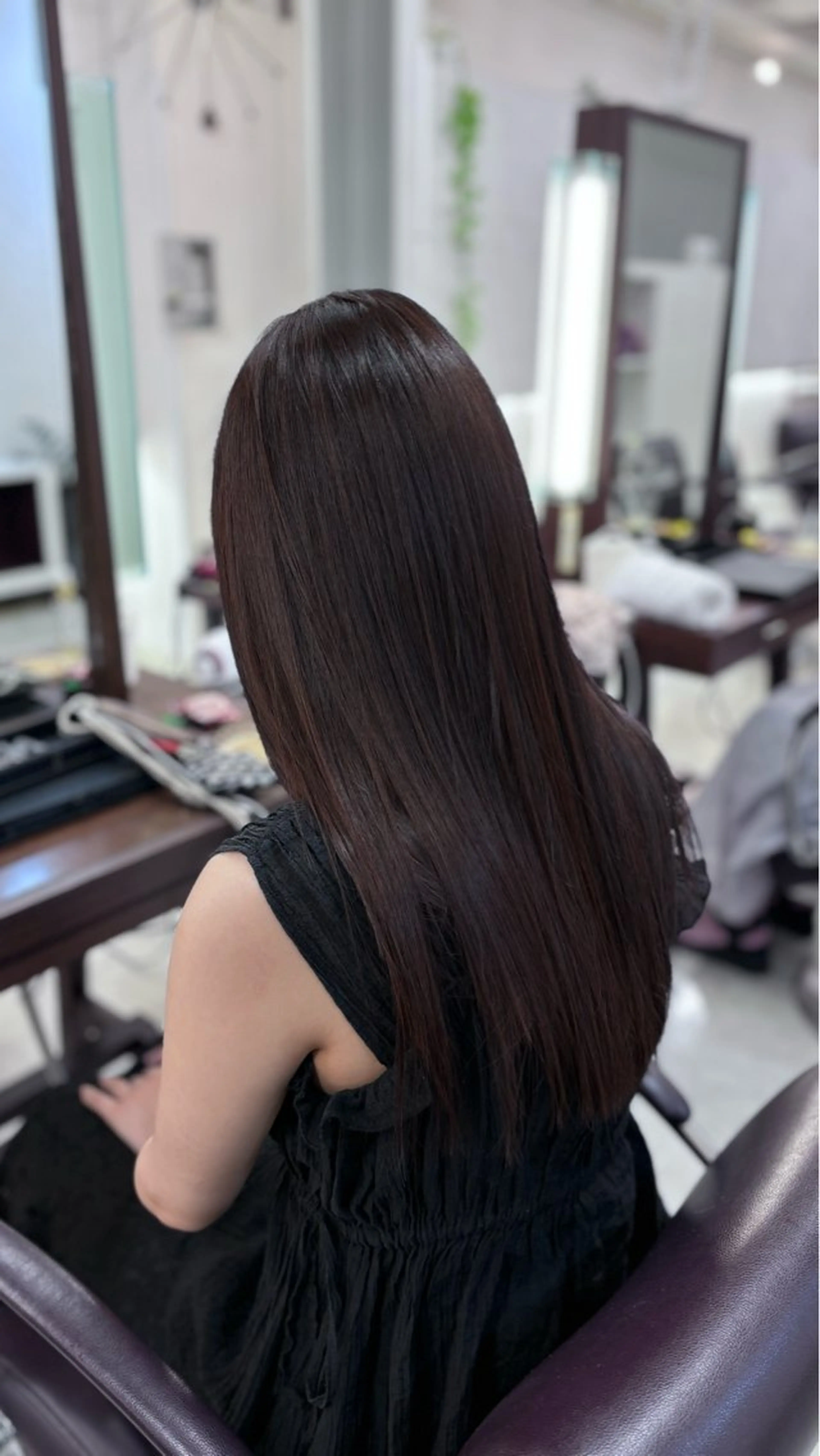 👑平日限定‼️👑透明感カラー/艶カラー/大人カラー/シャンプーあり🫧✨の写真