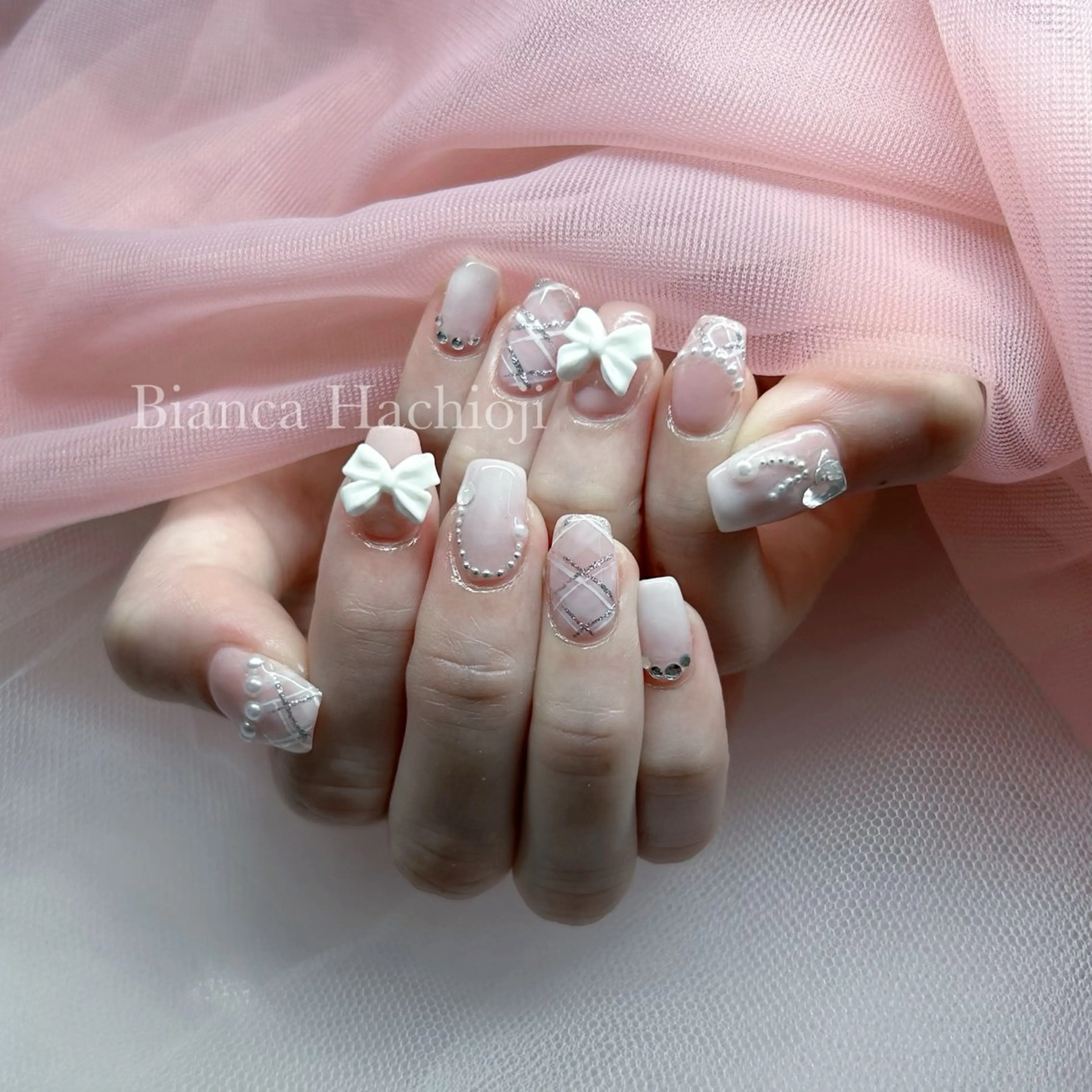 ネイル ハンドネイル 𝑌𝑈𝑈𝐾𝐴 /ワンホン/量産型のネイルデザイン