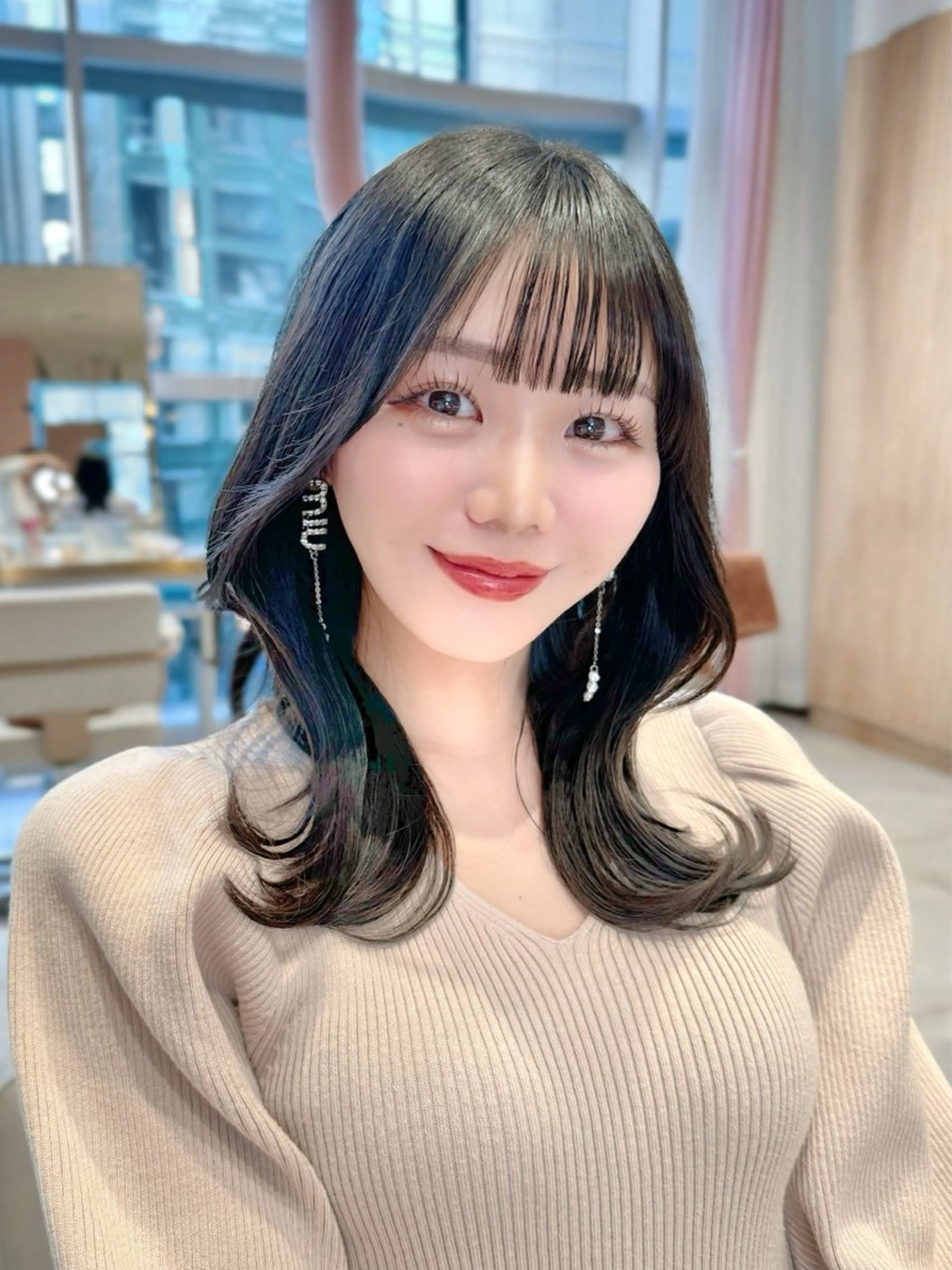 ロング カラー カット ヘアカラー トリートメント ヘッドスパ ヘアセット 韓国ヘア/レイヤー/ 顔まわり/りょーとのヘアスタイル