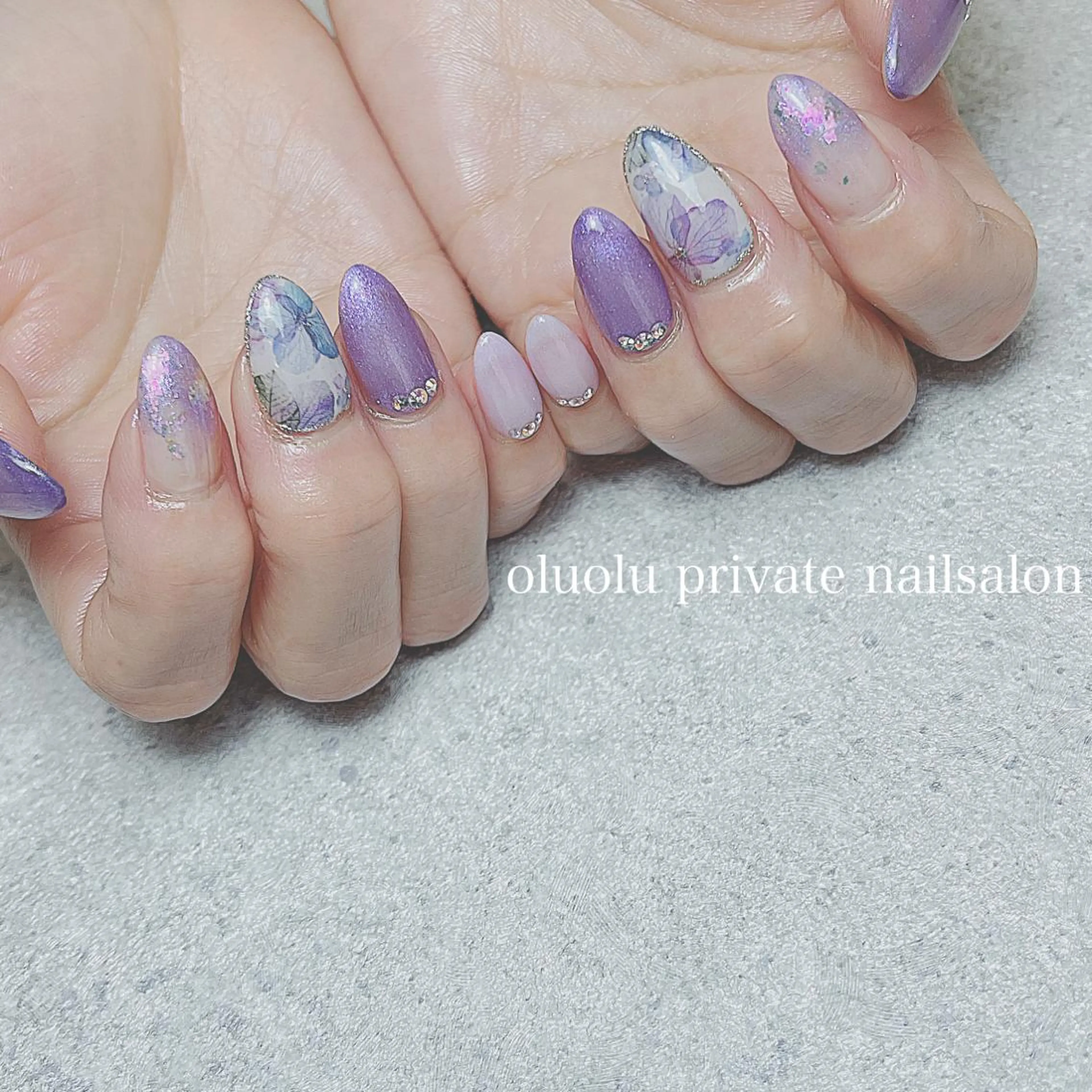 ネイル アートネイル フラワーネイル フットネイル ニュアンスネイル パープル ハンドネイル 大村 紬華のネイルデザイン
