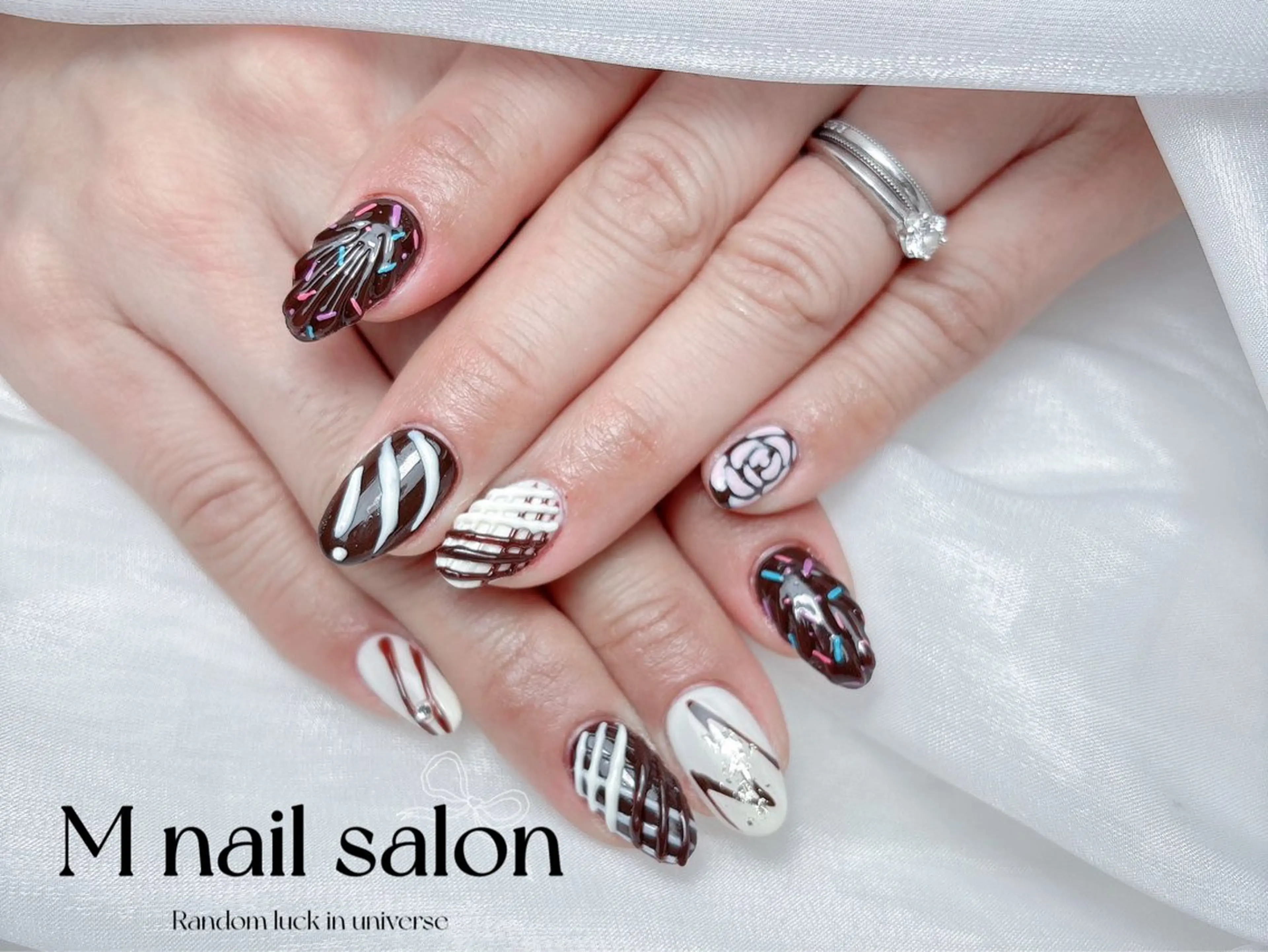 ネイル バレンタイン ハンドネイル M🌷nail 長さだし専門店のネイルデザイン