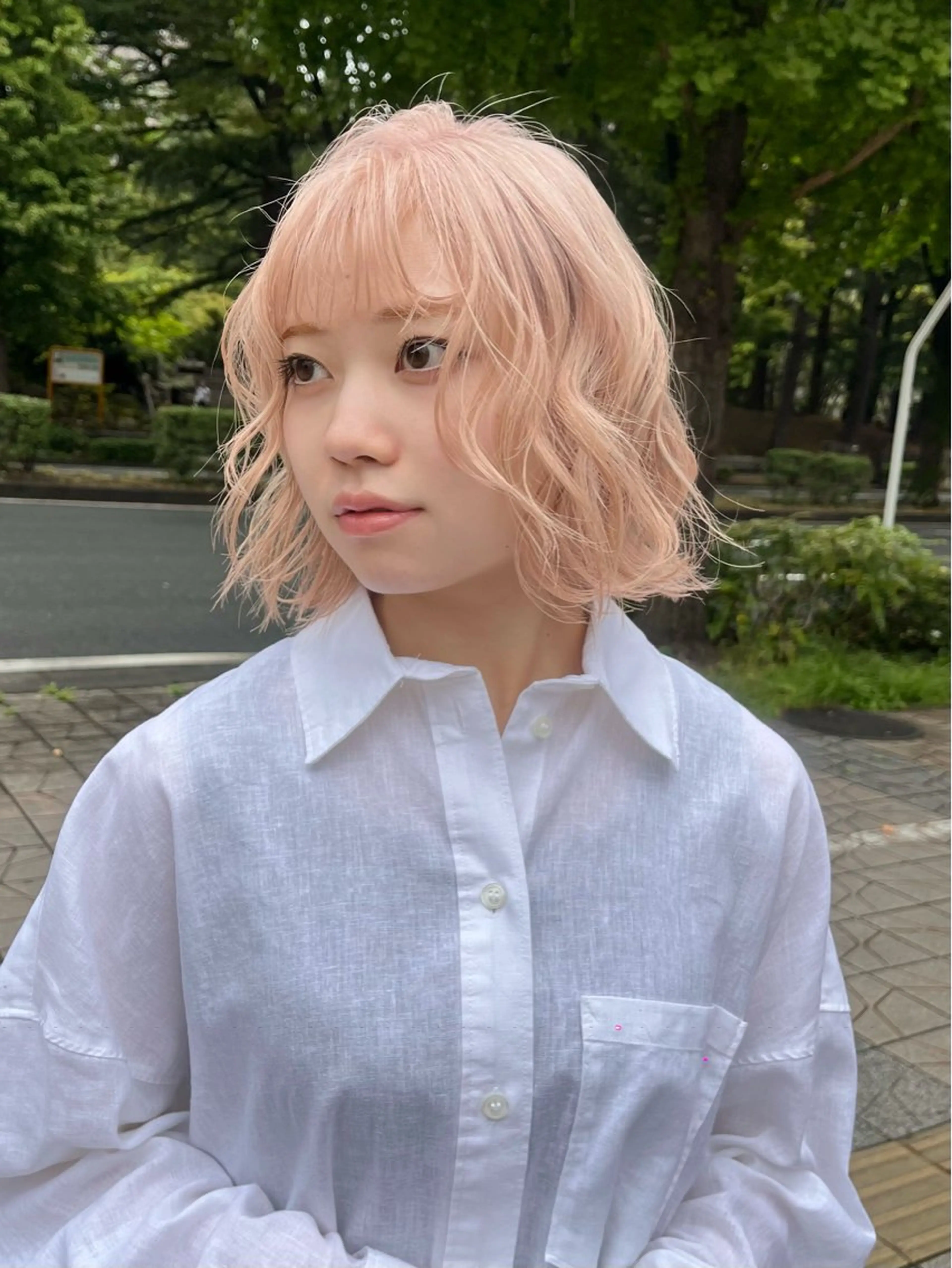 ショート カット ヘアカラー W所属・ko toのヘアスタイル