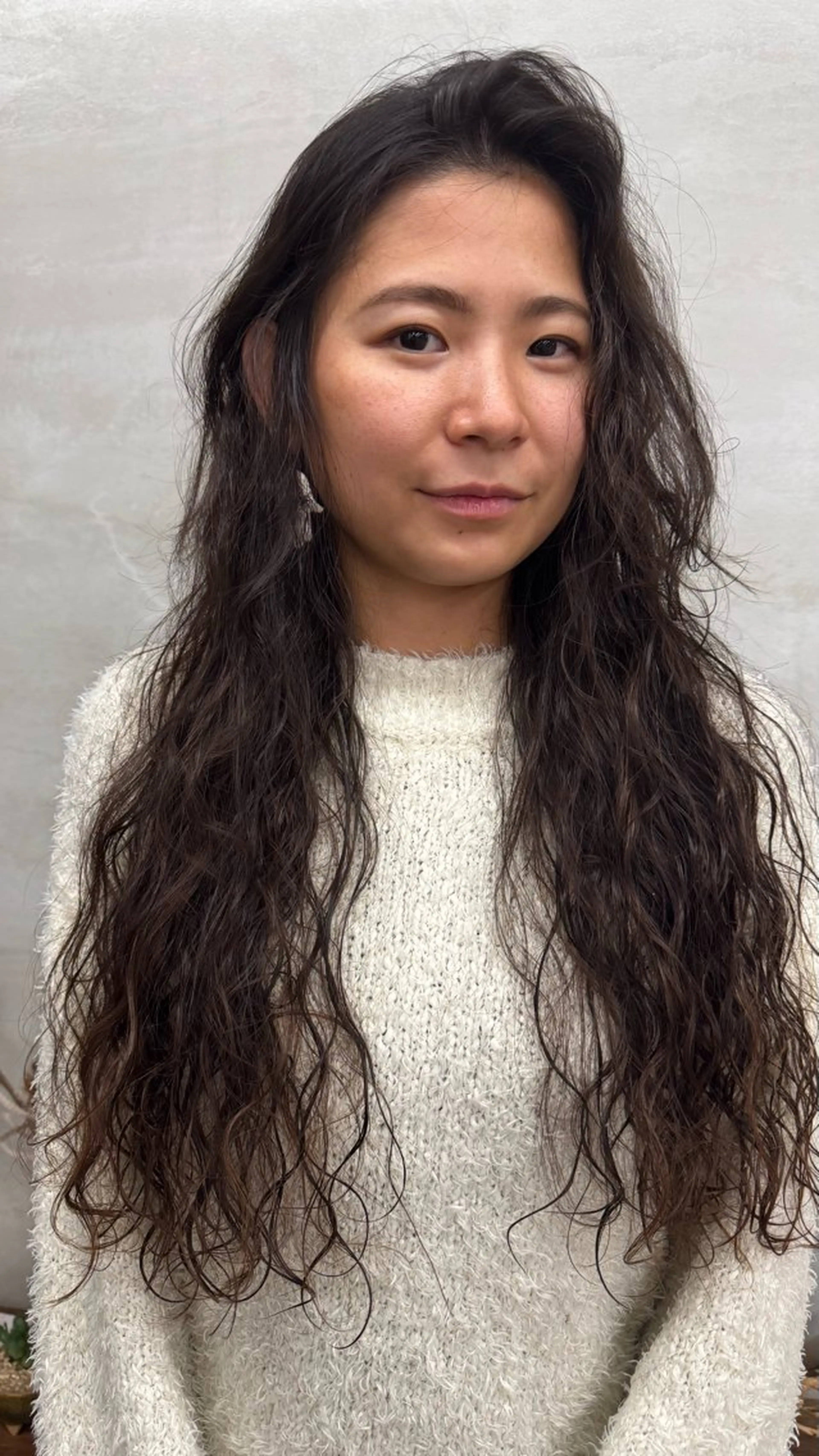 ロング パーマ カット パーマ ｻｶﾓﾄ ﾅｵﾐのヘアスタイル