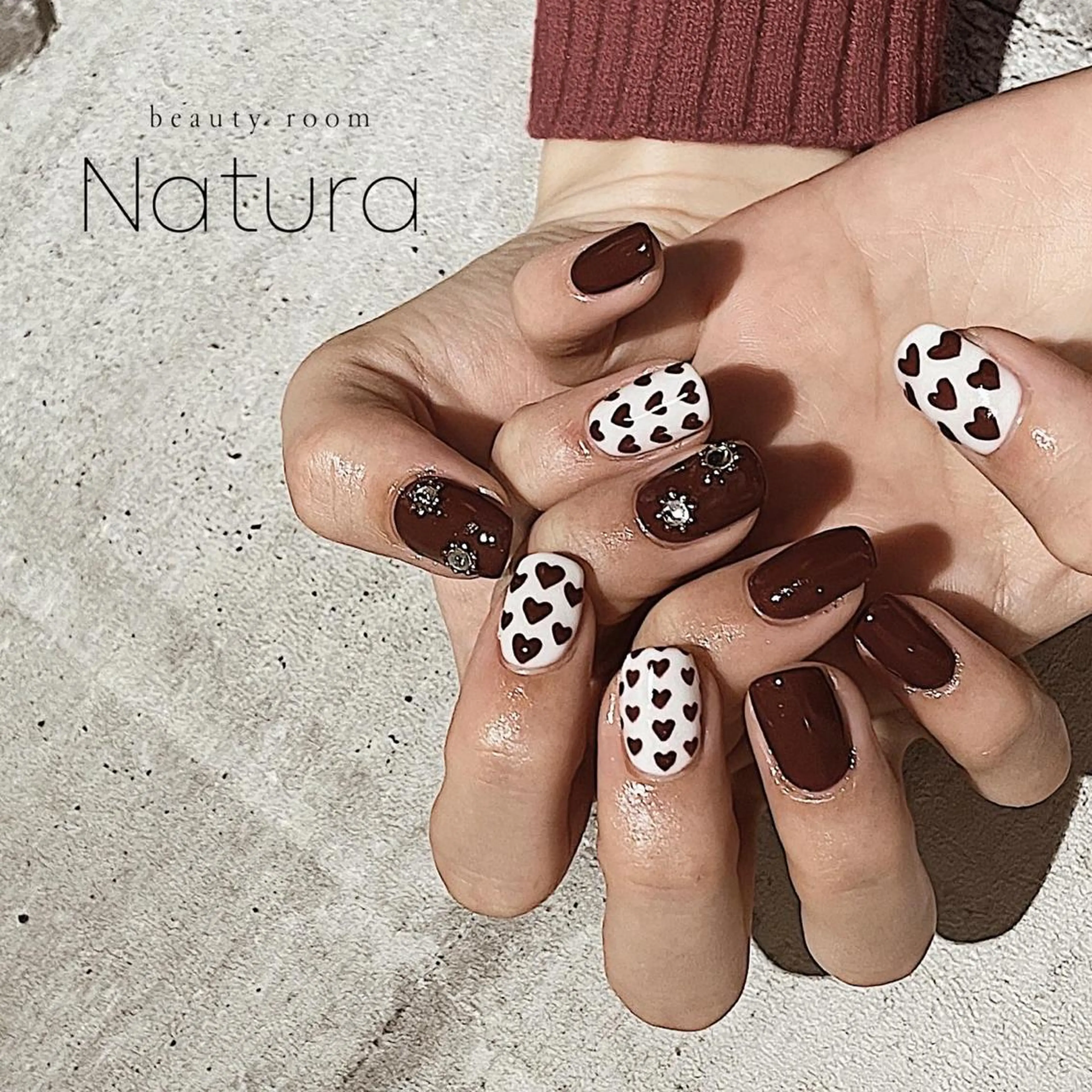 ネイル マツエク・マツパ アイブロウ ハンドネイル beautyroom Naturaのネイルデザイン