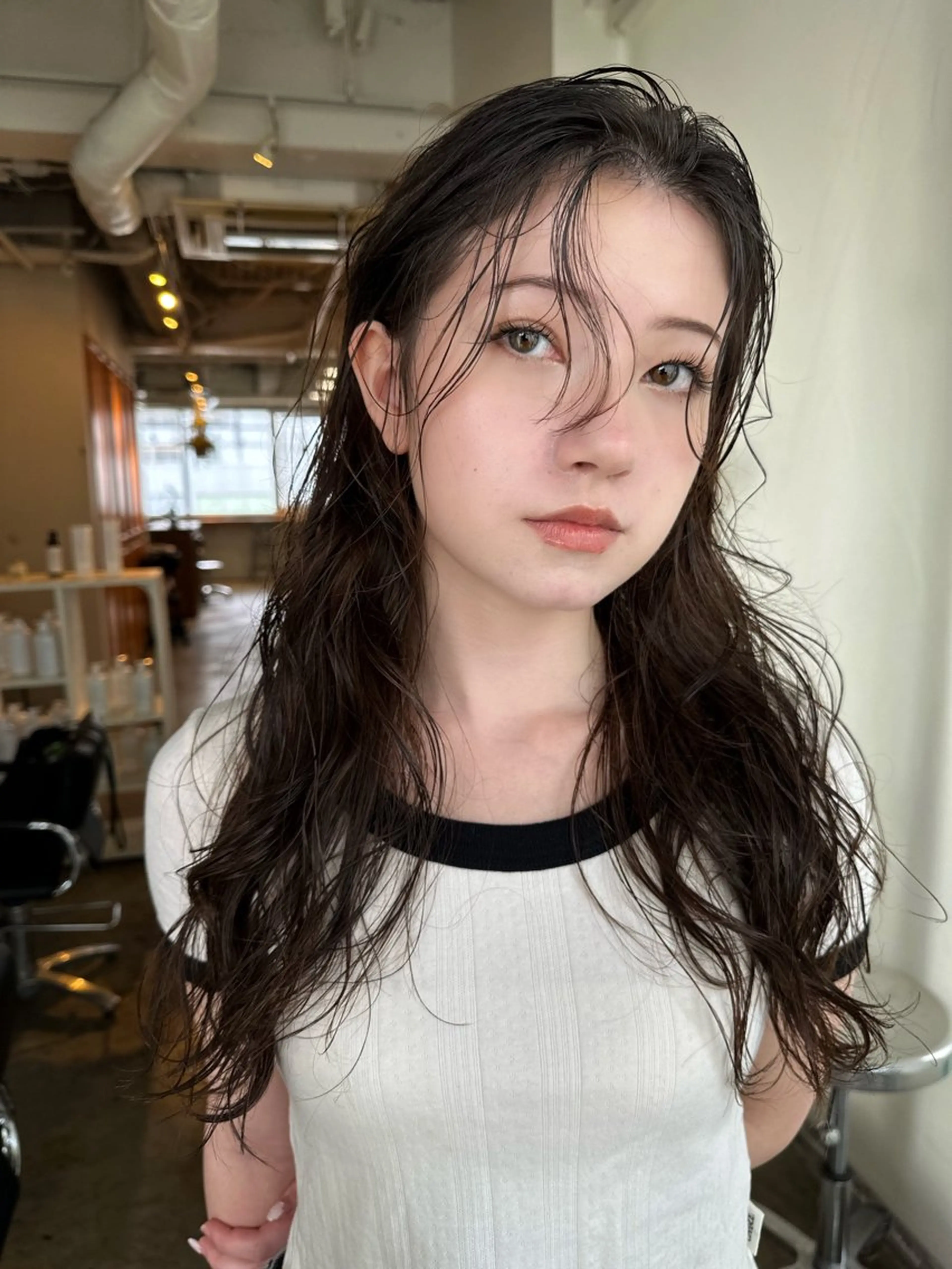 セミロング パーマ セミロングパーマ 圧倒的透明感カラー ⭐️NAOKIのヘアスタイル