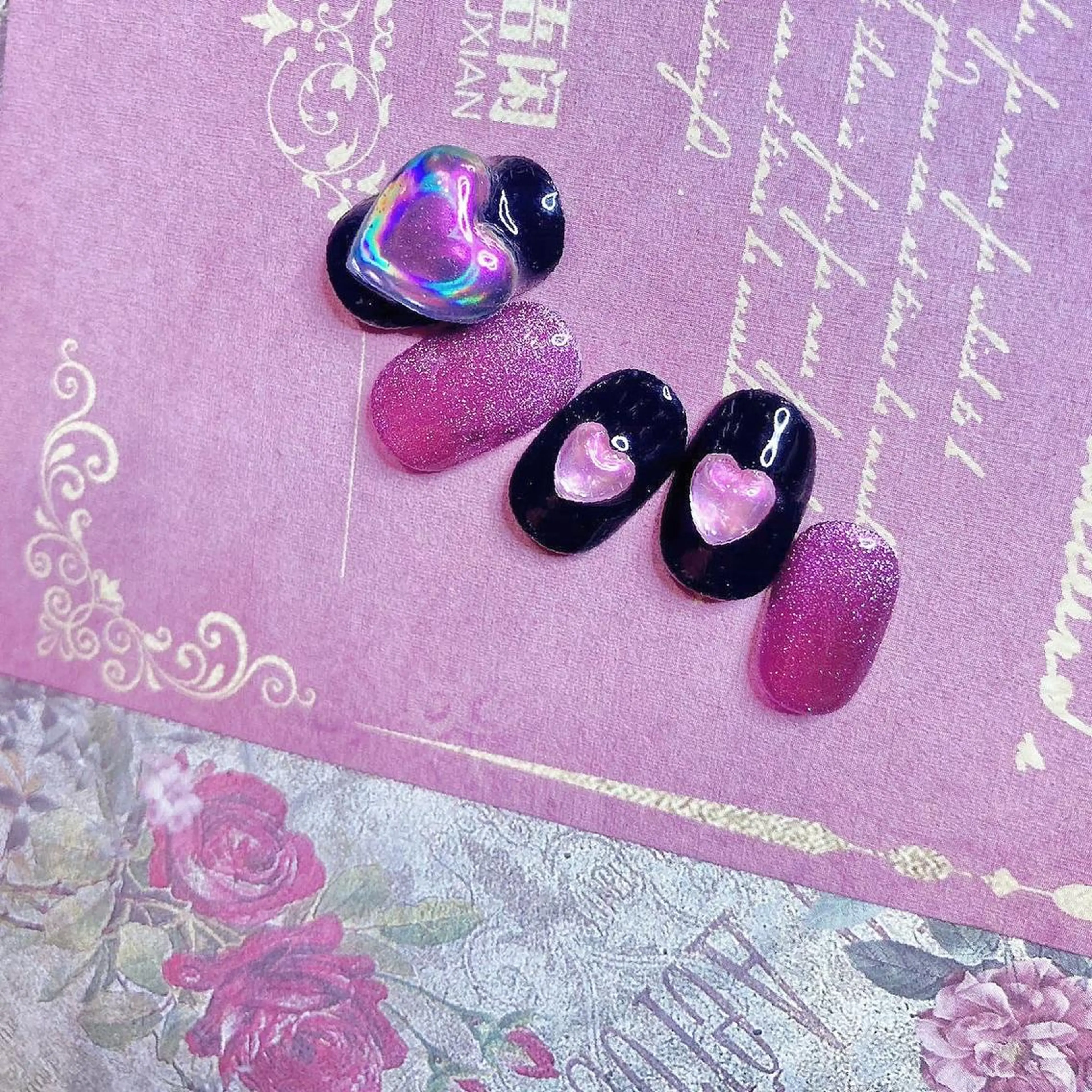 ネイル NOIROUGE所属・NOI ROUGEのネイルデザイン