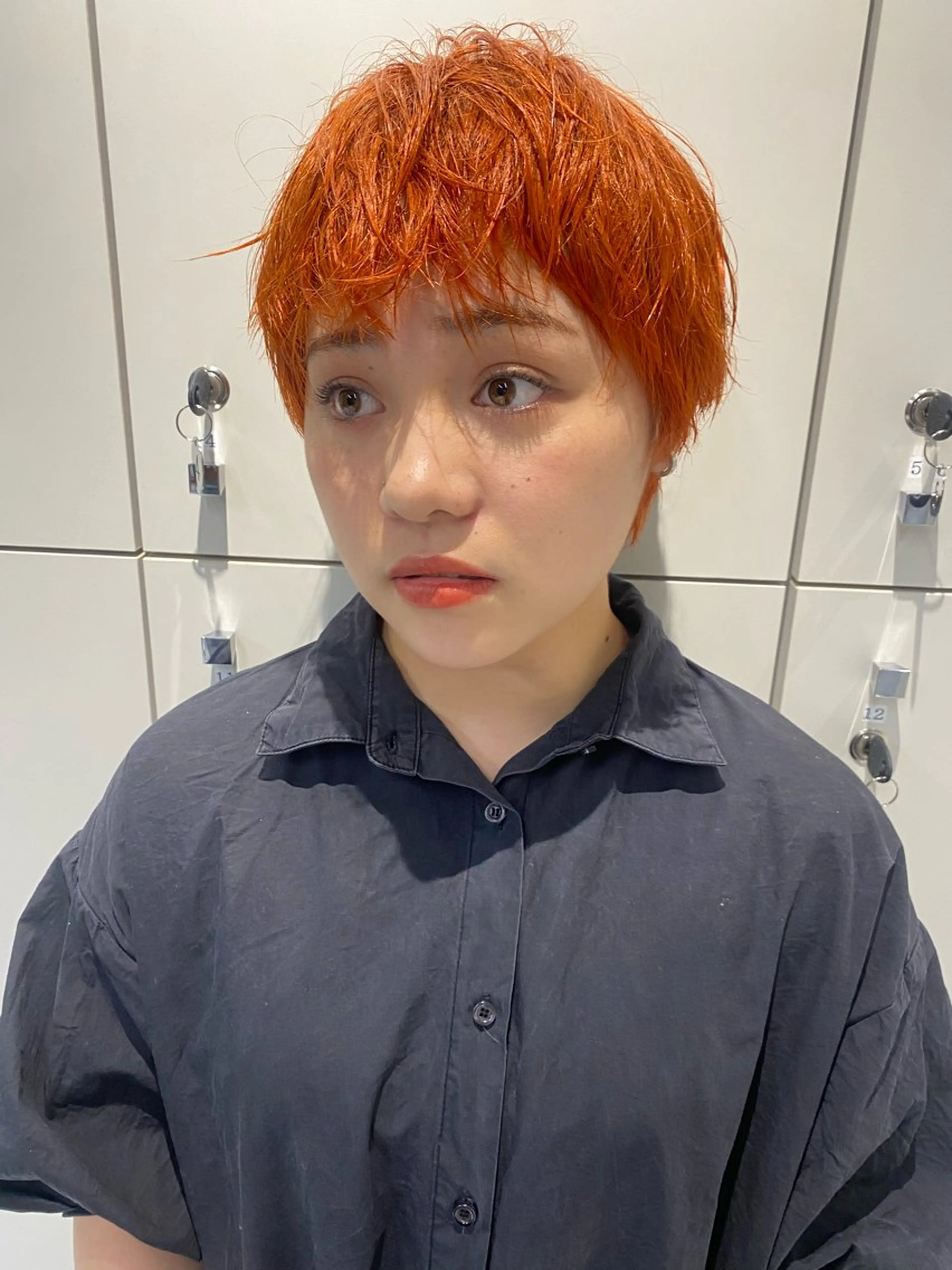 ショート カラー ダブルカラー ボブ 飯ヶ谷 成海のヘアスタイル