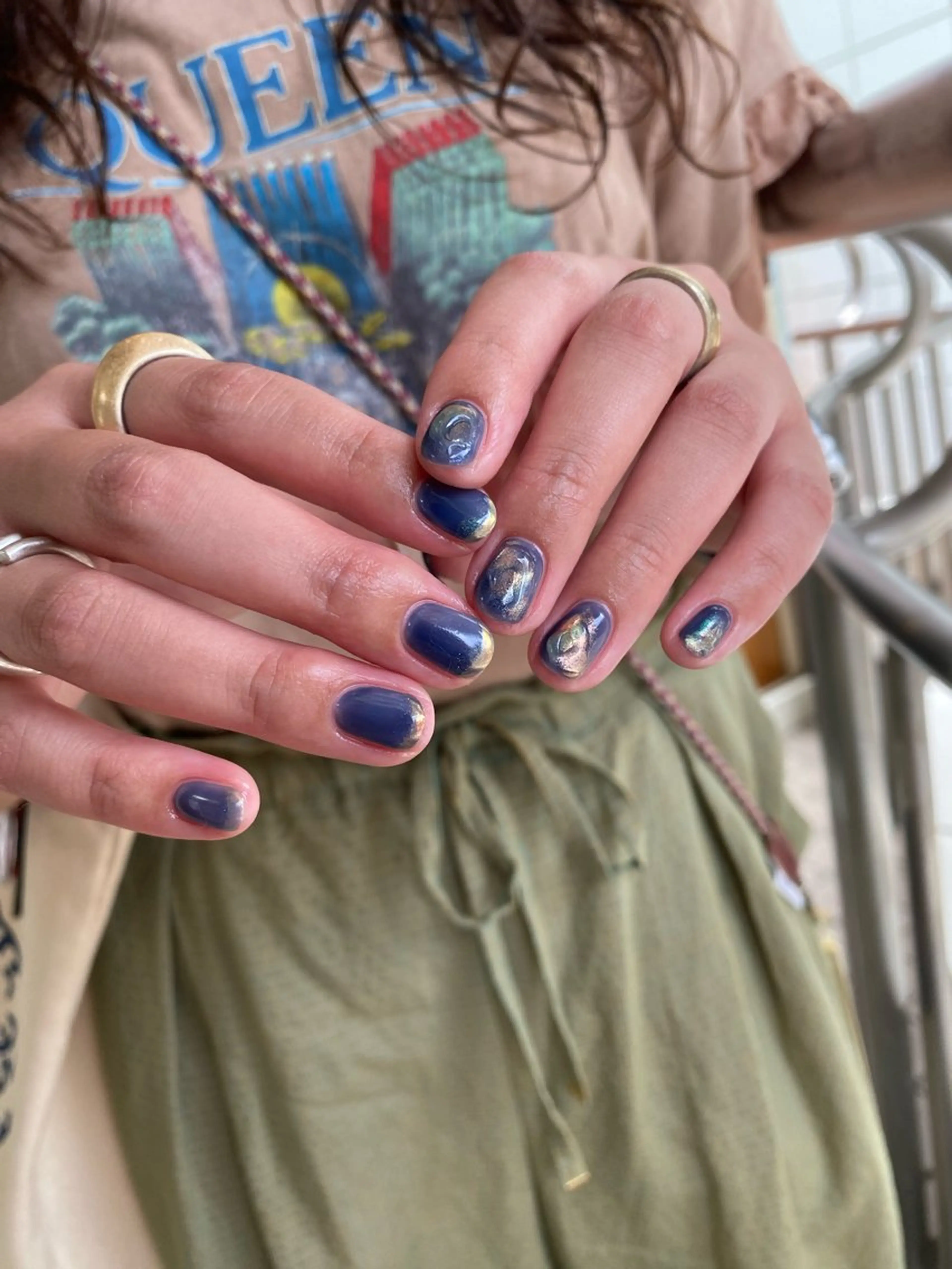 ネイル ネイビー ハンドネイル nable.所属・栗林 実莉のネイルデザイン