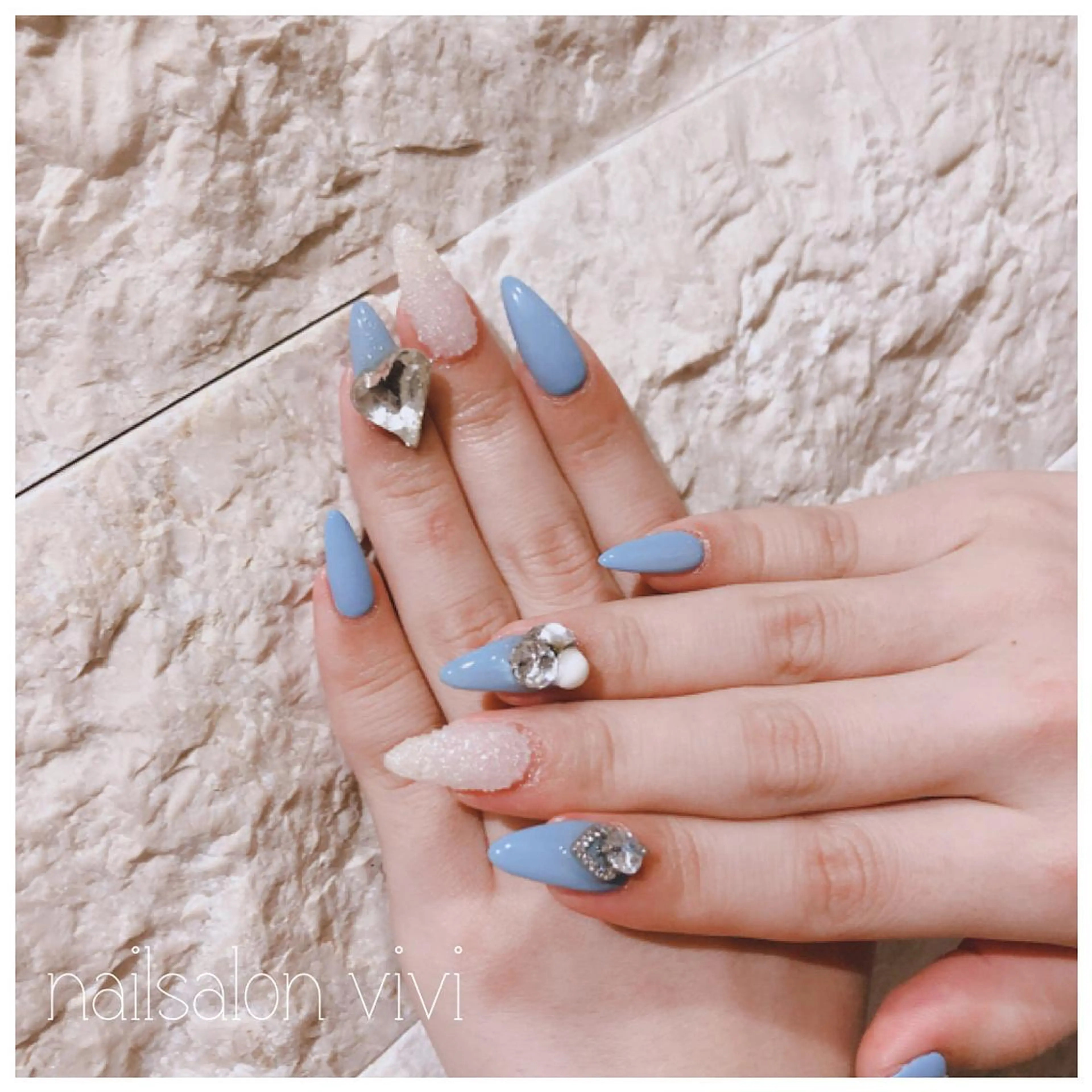 ネイル ＶＩＶＩ nailsalonのネイルデザイン