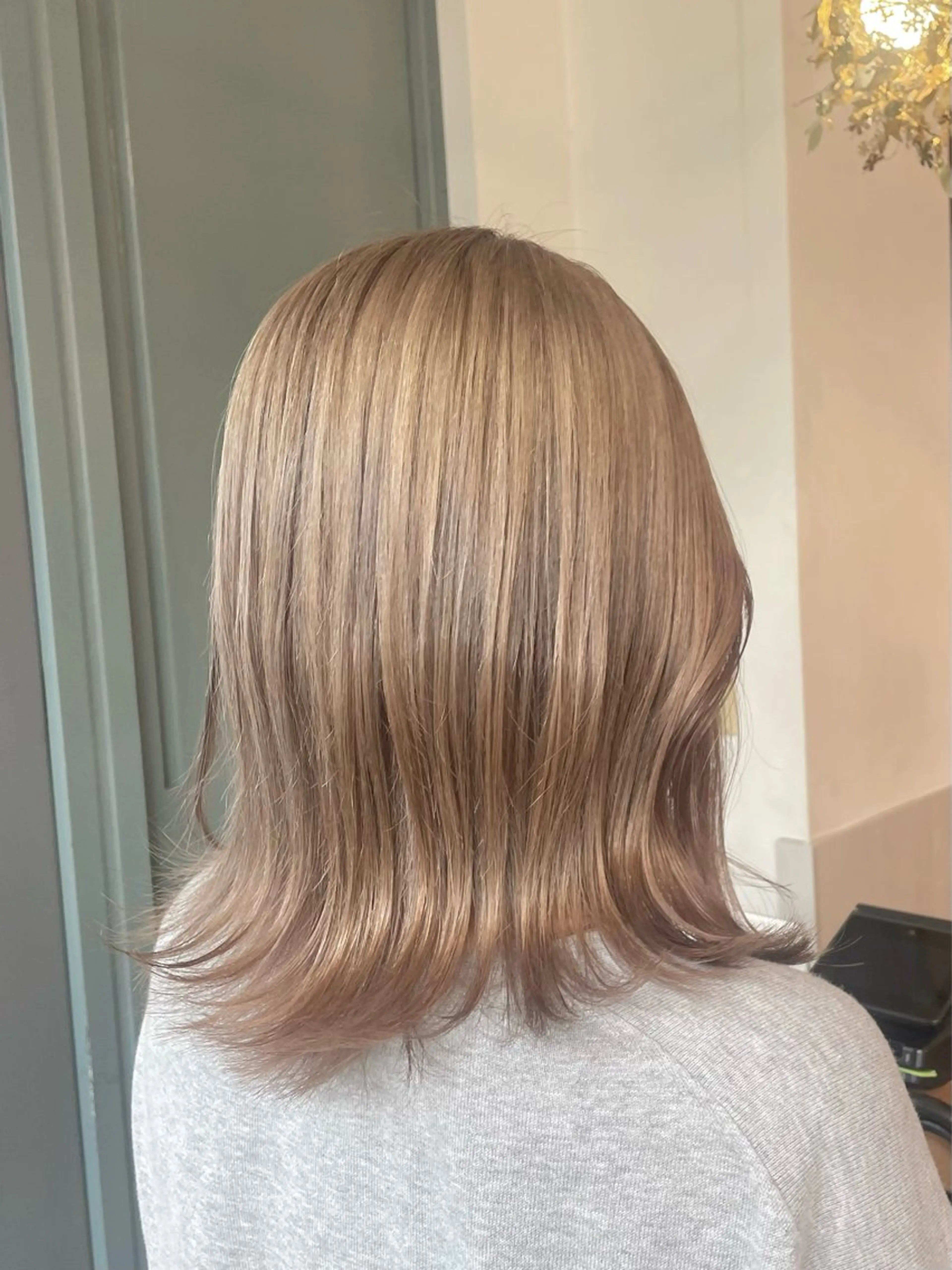 ミディアム カラー 🫧鈴木 ことは🫧のヘアスタイル