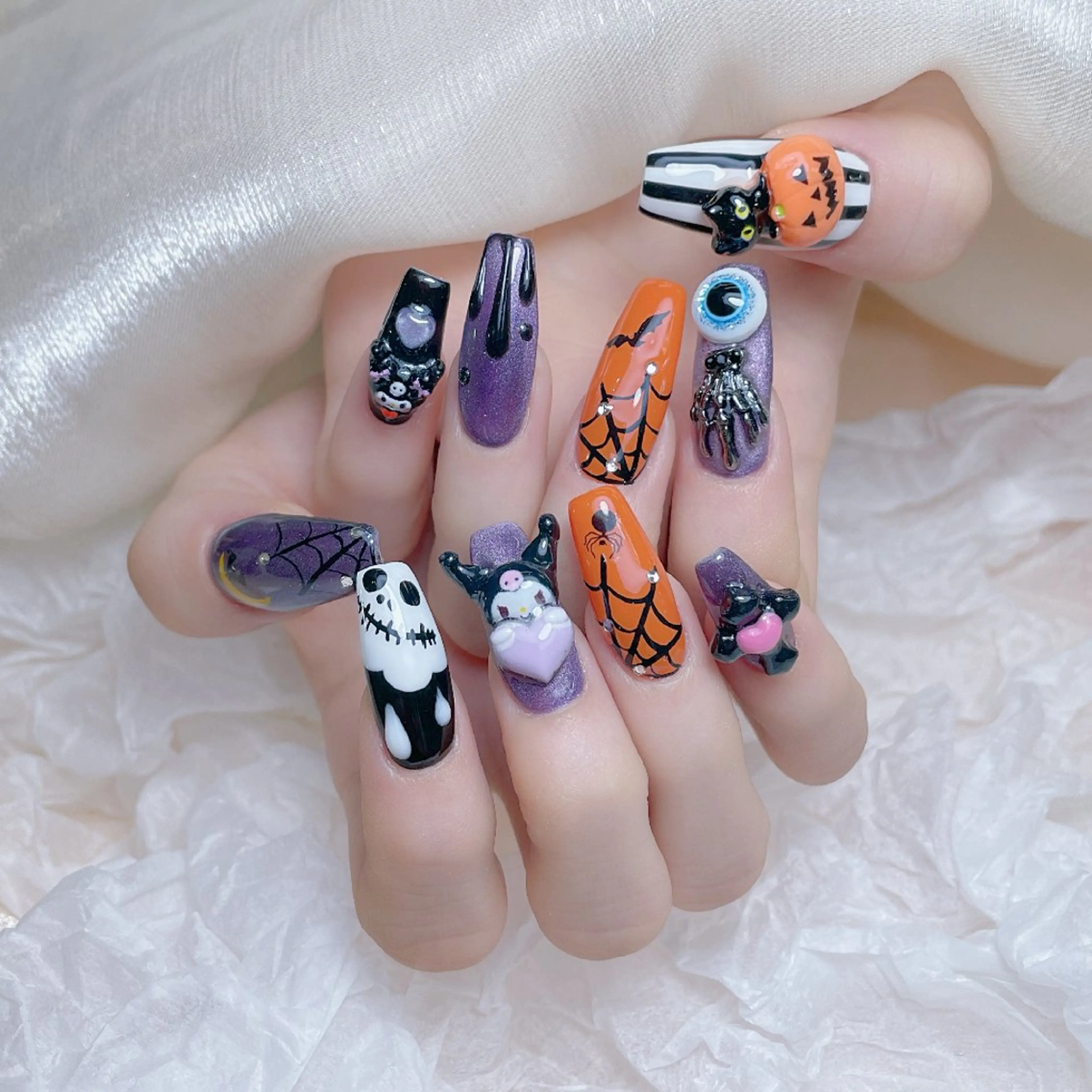 ネイル オーロラネイル ハロウィン キラキラネイル 大理石ネイル(マーブル) スカルプネイル ハンドネイル NailPrincess所属・princess スカルプ専門店のネイルデザイン