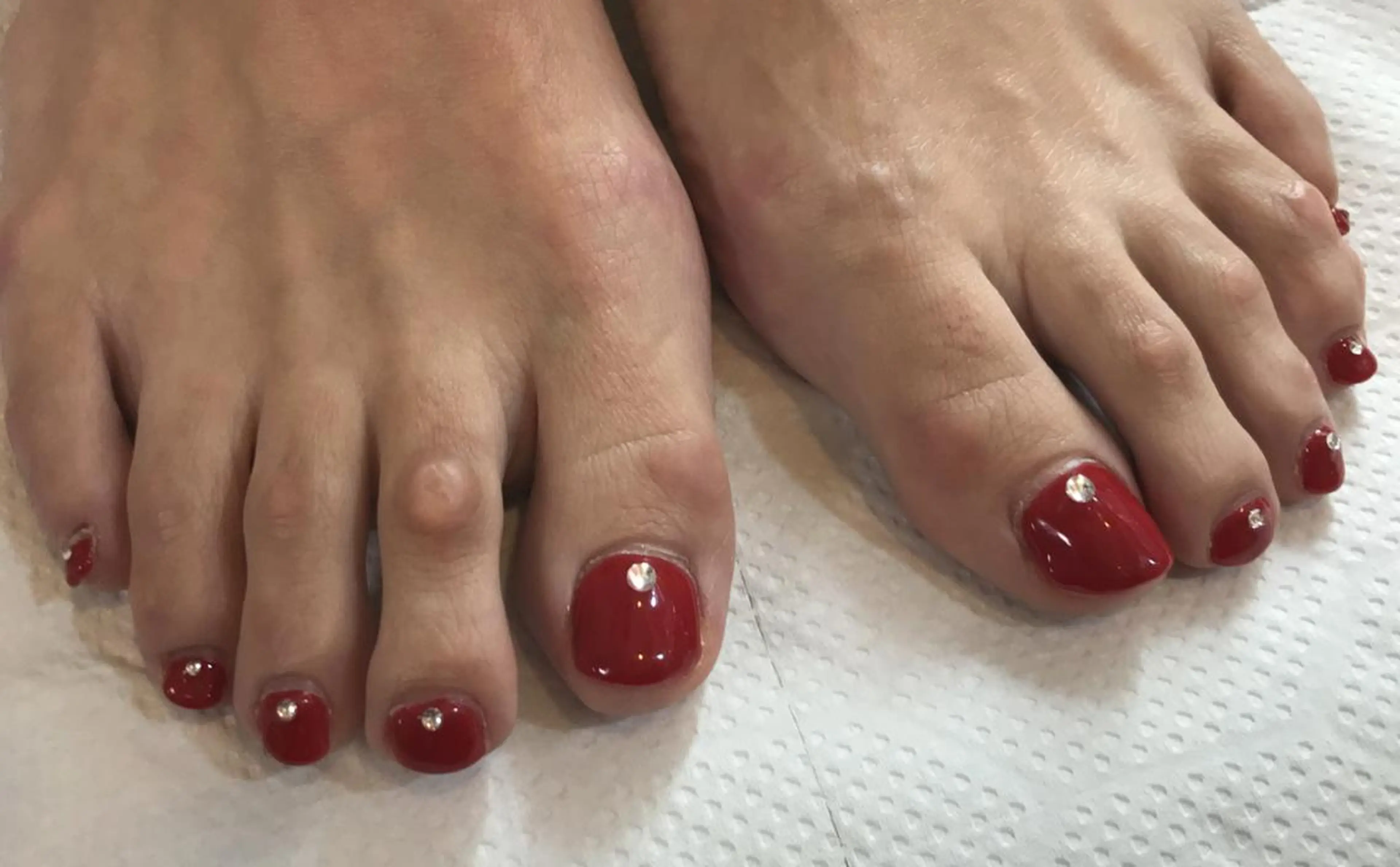 ネイル フットネイル ジェルネイル イワサキ  のネイルデザイン