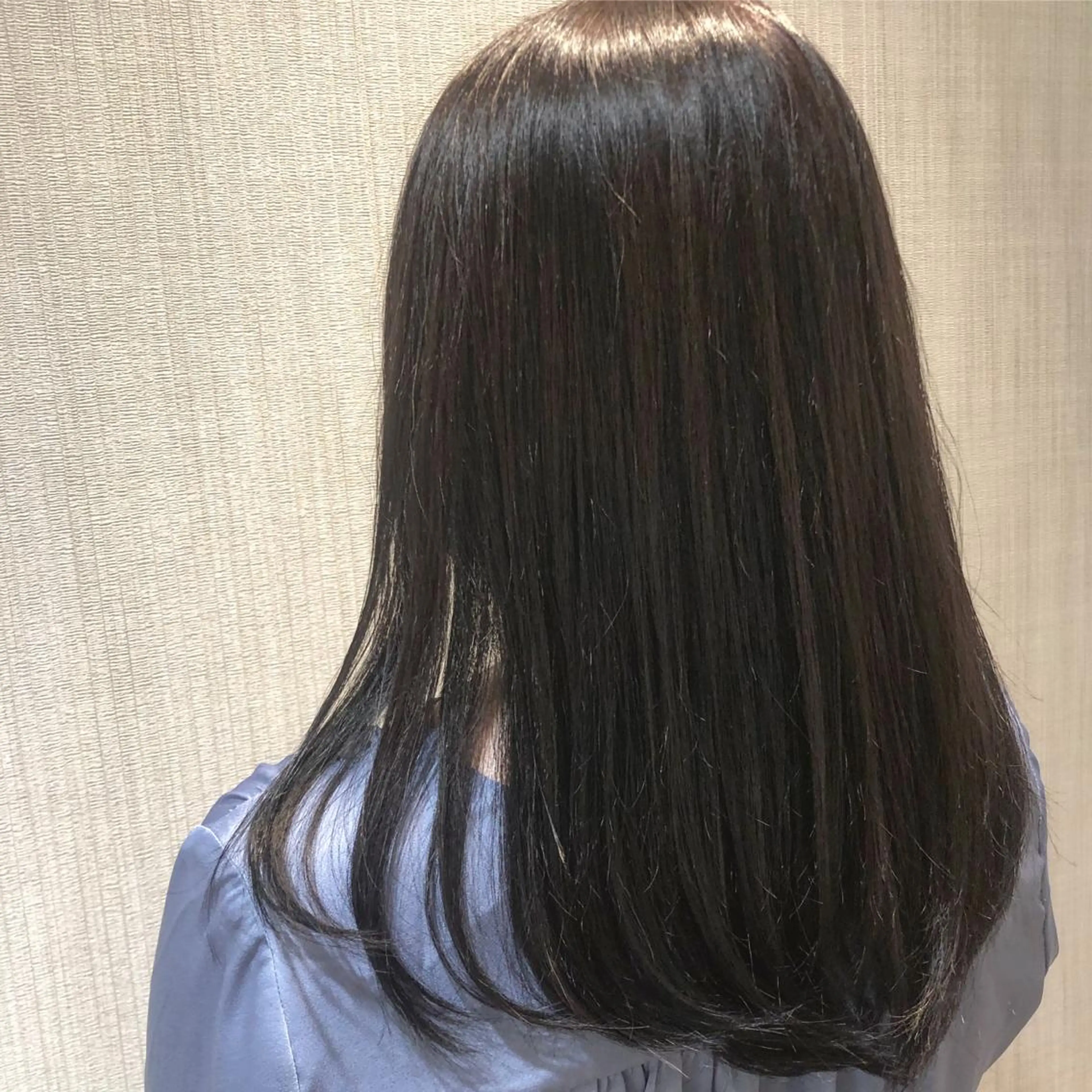 セミロング カラー ヘアアレンジ Zina 銀座中央通り所属・Yuki☃️美容師/ 耳ツボジュエリーのヘアスタイル