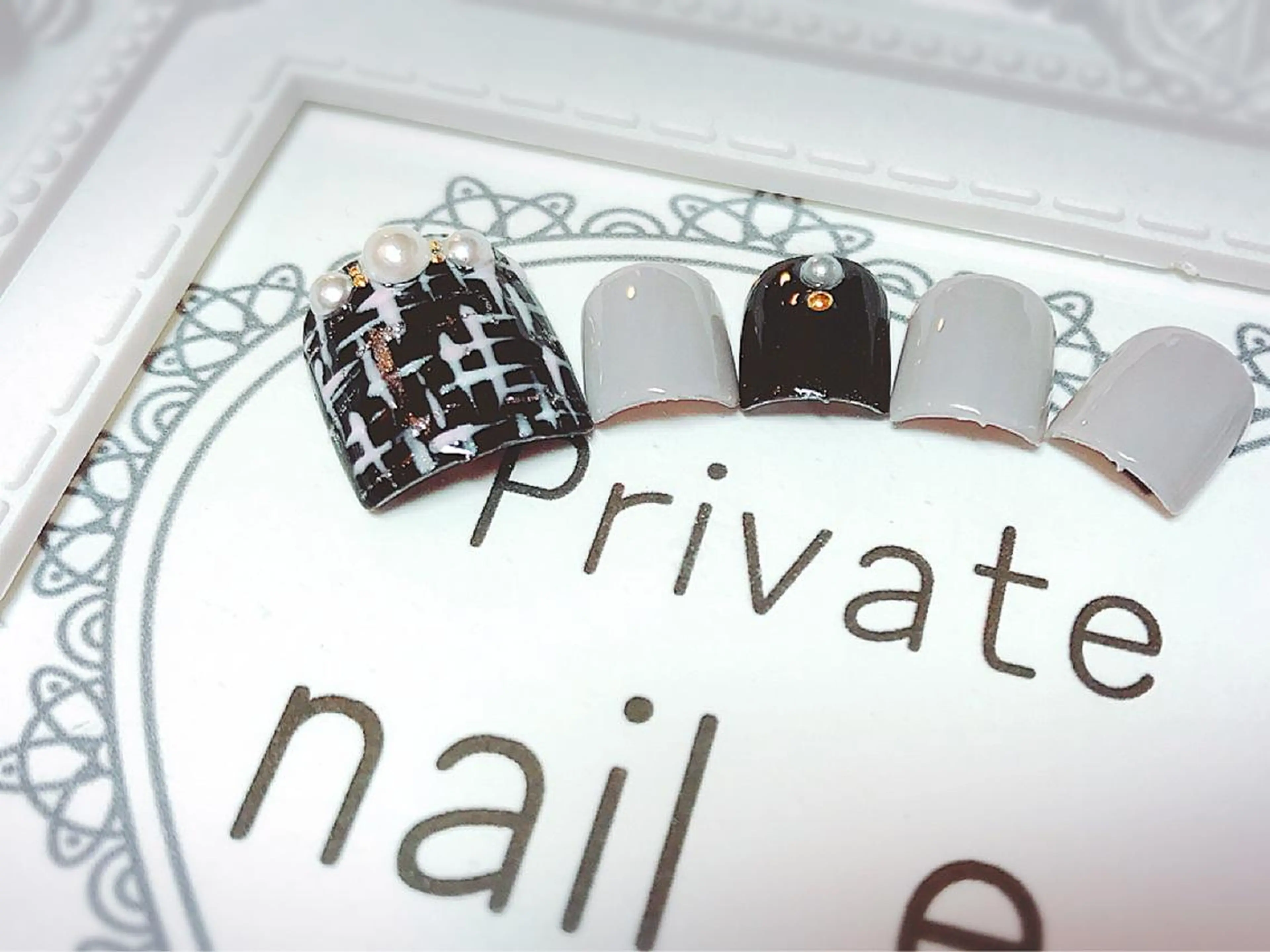 ネイル フットネイル サロン ド イロハ所属・サロンドイロハ e.satoのネイルデザイン