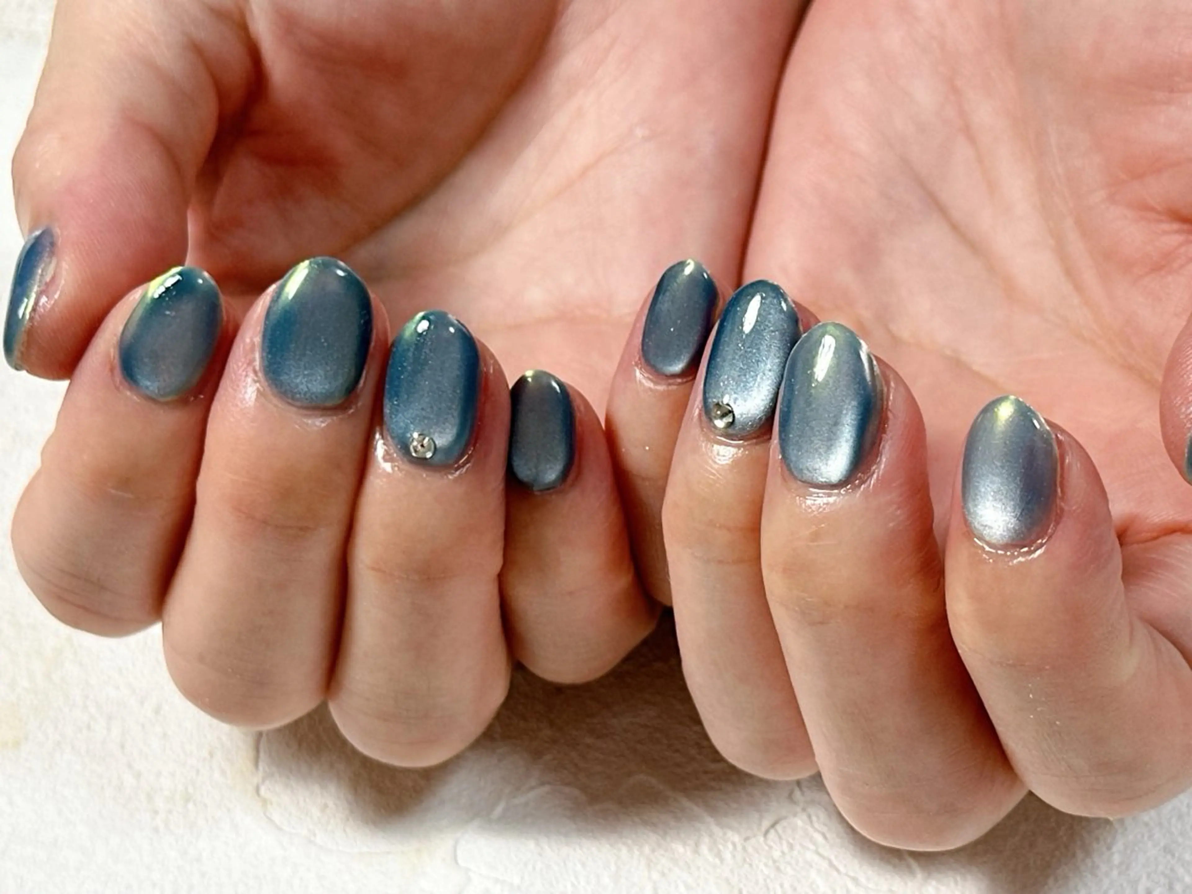 ネイル オーロラネイル フットネイル フレンチネイル ジェルネイル マグネットネイル kiki nail たまプラーザのネイルデザイン