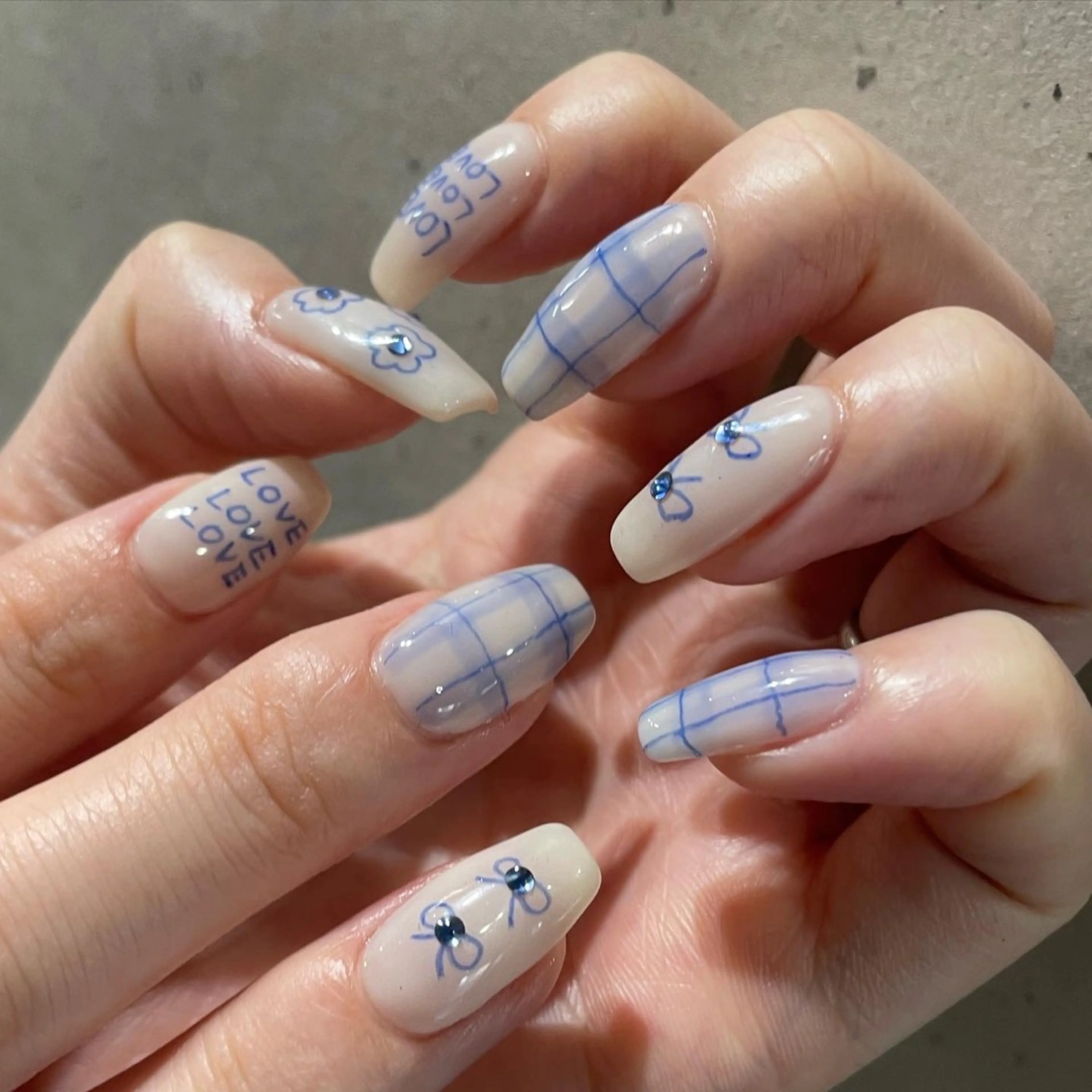 ネイル emi 🧸のネイルデザイン