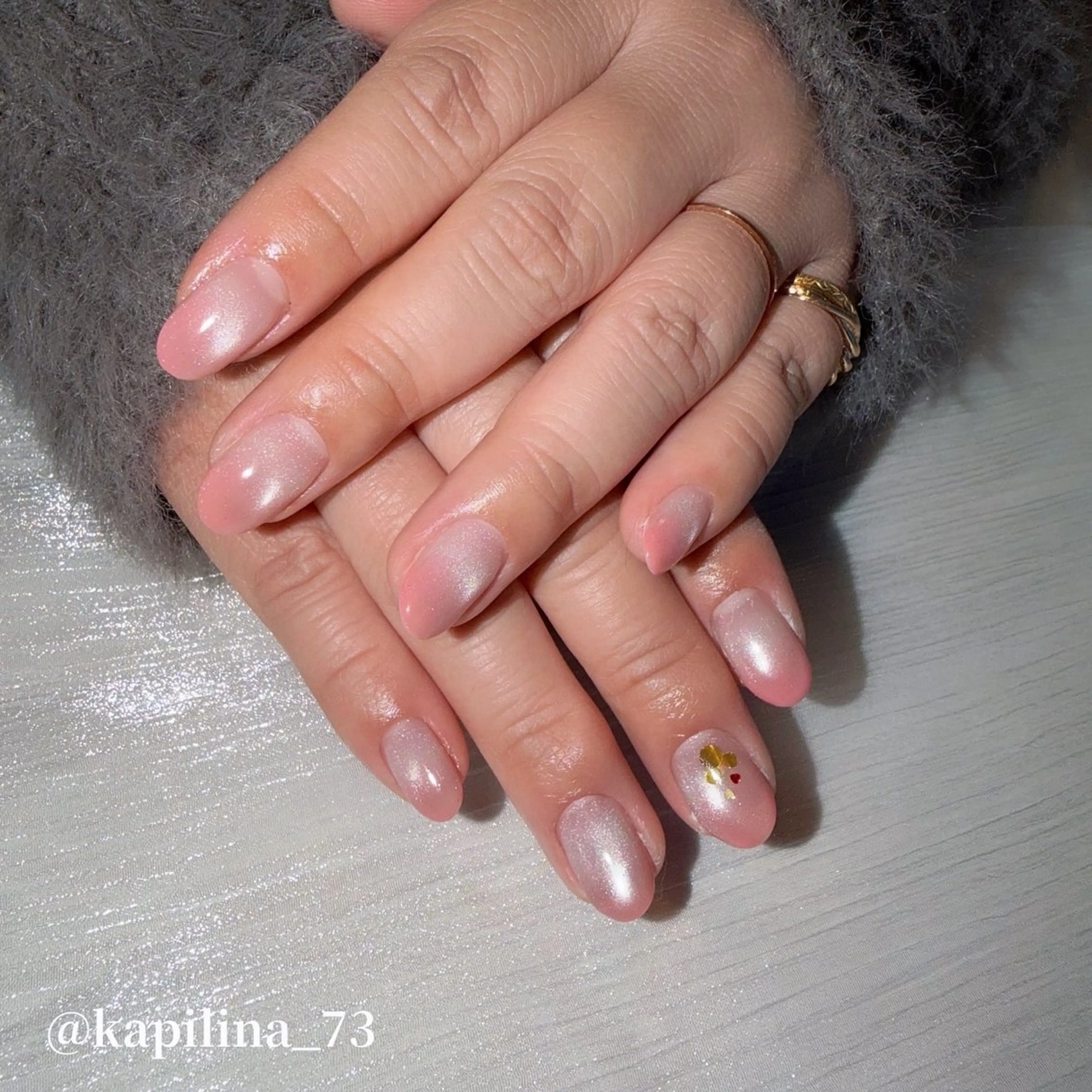 ネイル フラッシュネイル グラデーション キラキラネイル マグネットネイル ピンク ハンドネイル Nailsalon Ka pilina所属・Ka pilina MOMOのネイルデザイン