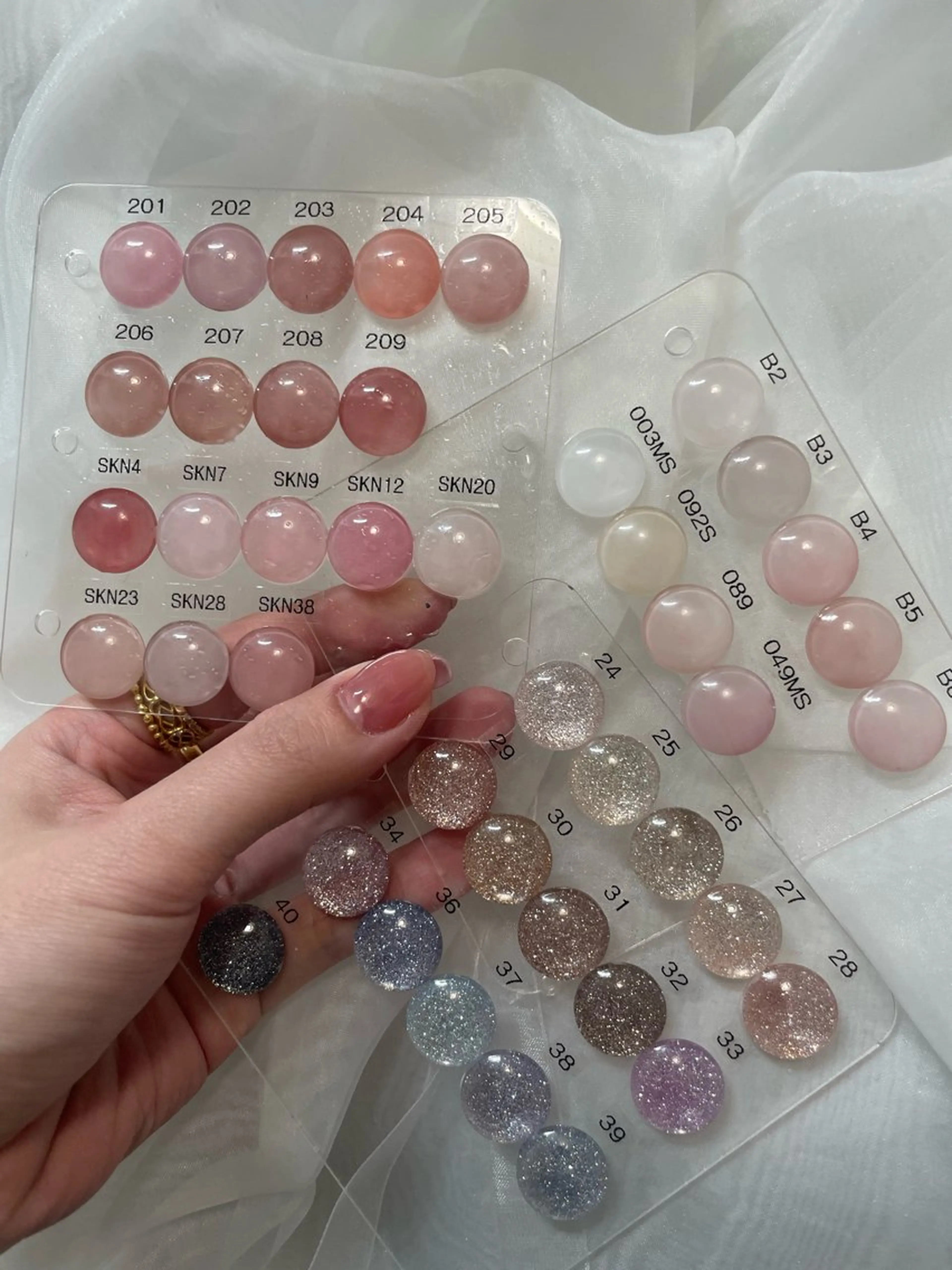 ネイル Nail Studio NEW MOON所属・NEW MOON takahoのネイルデザイン