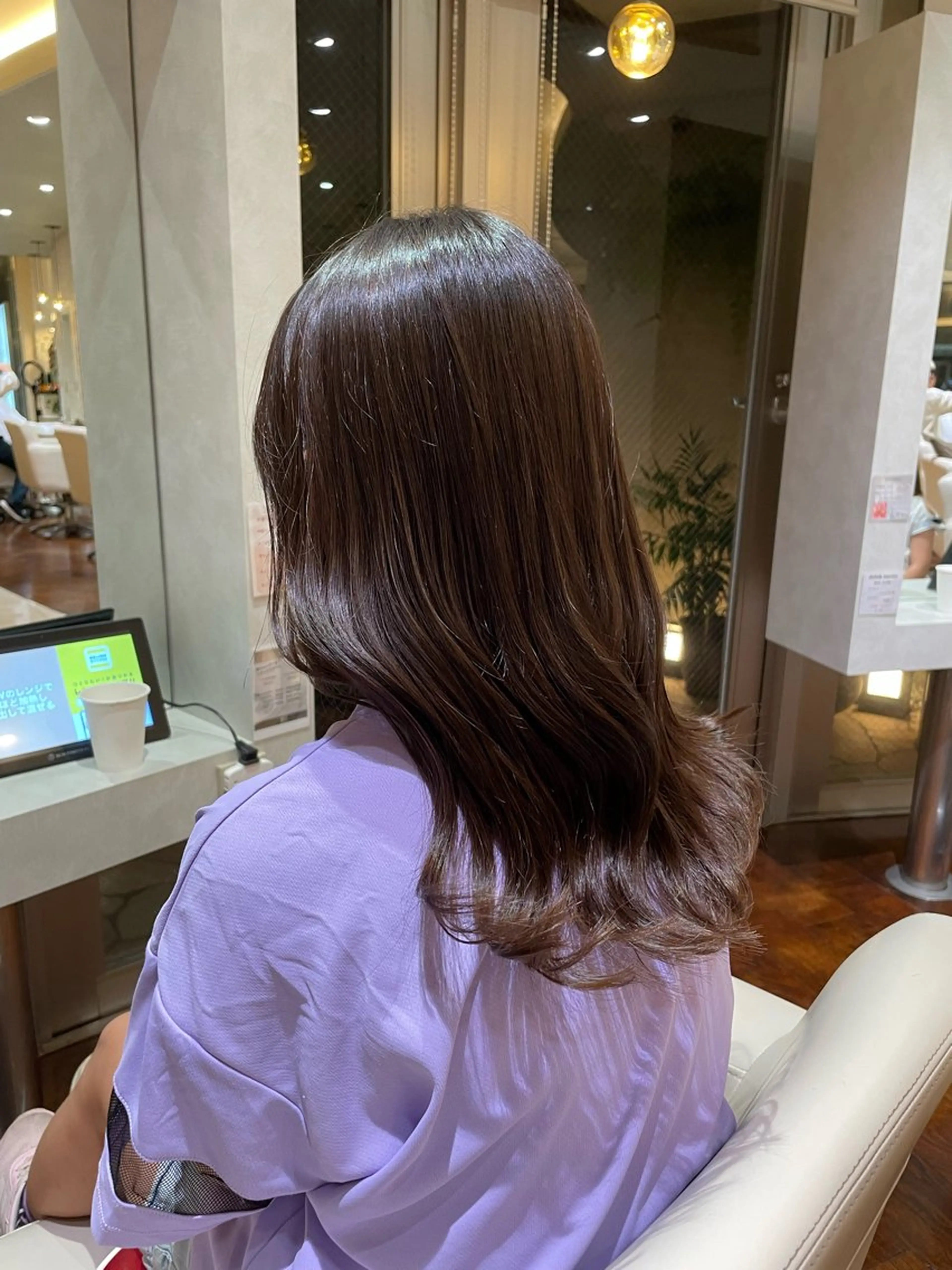 ロング 本多 美羽のヘアスタイル