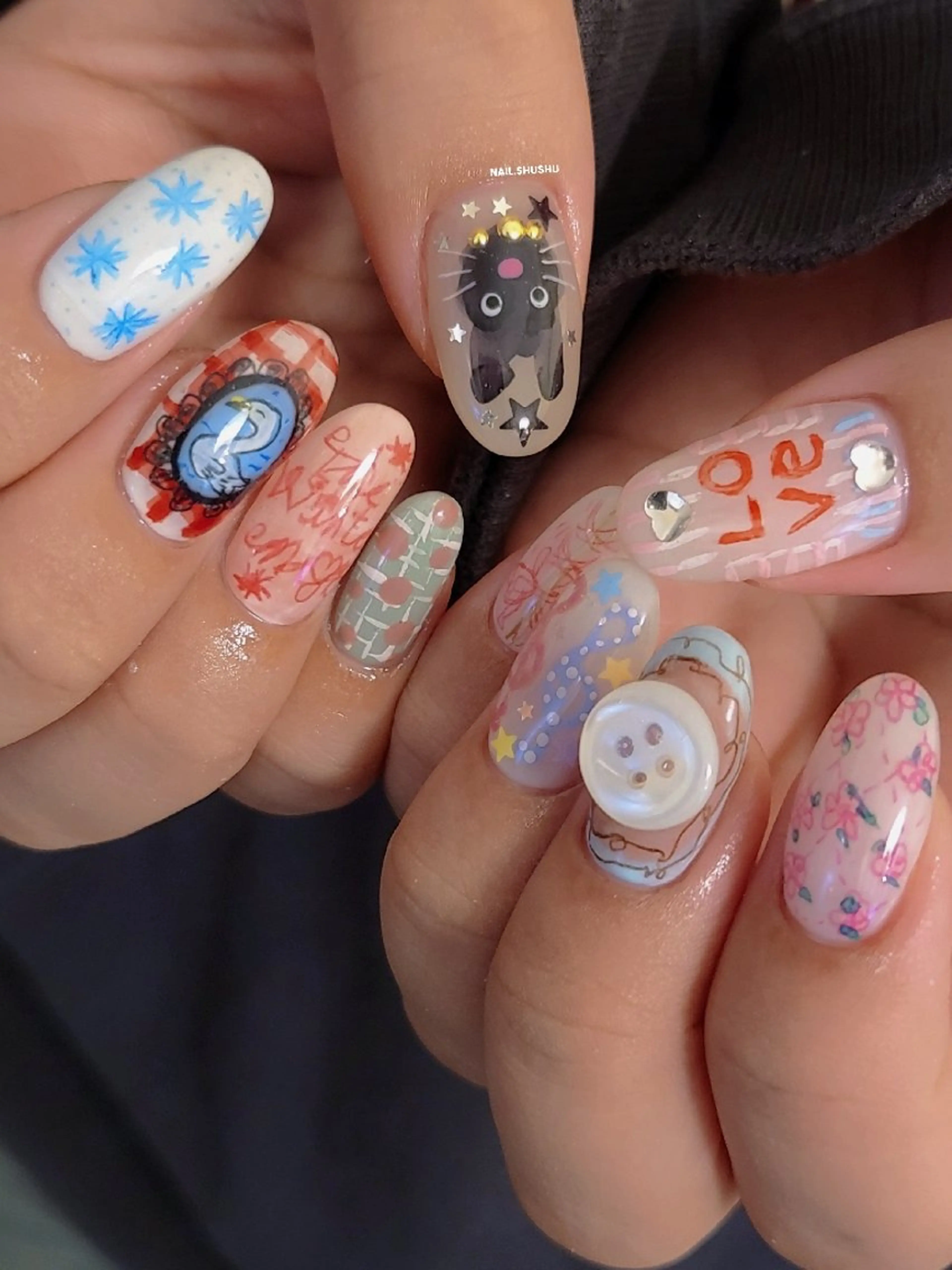 ネイル 3dパーツ/流行り 👧shushu❤️のネイルデザイン
