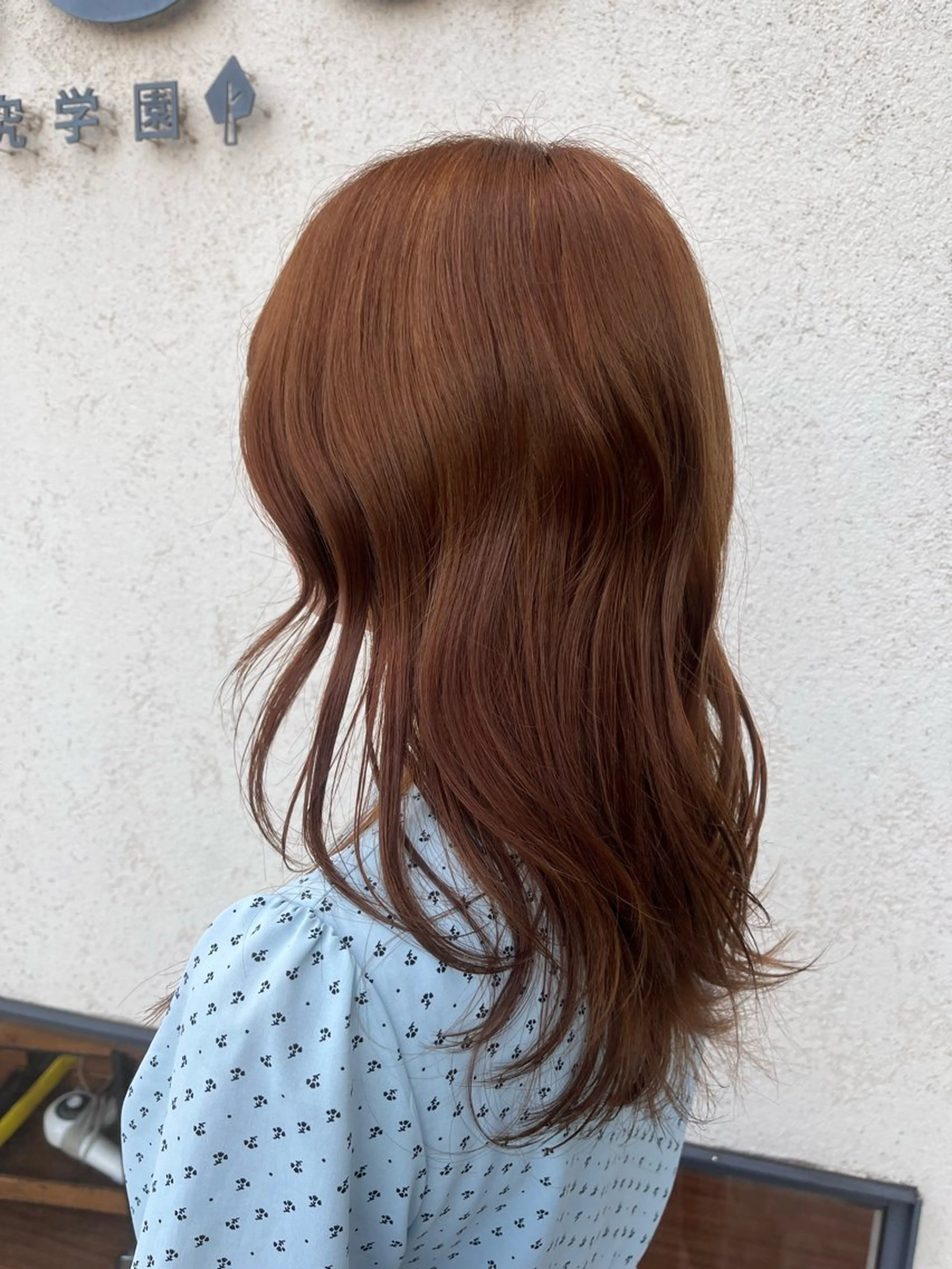 ロング カラー ブリーチ ブラウンカラー オレンジ オレンジブラウン idea研究学園店所属・艶髪／レイヤーカット 塚越　紗菜のヘアスタイル