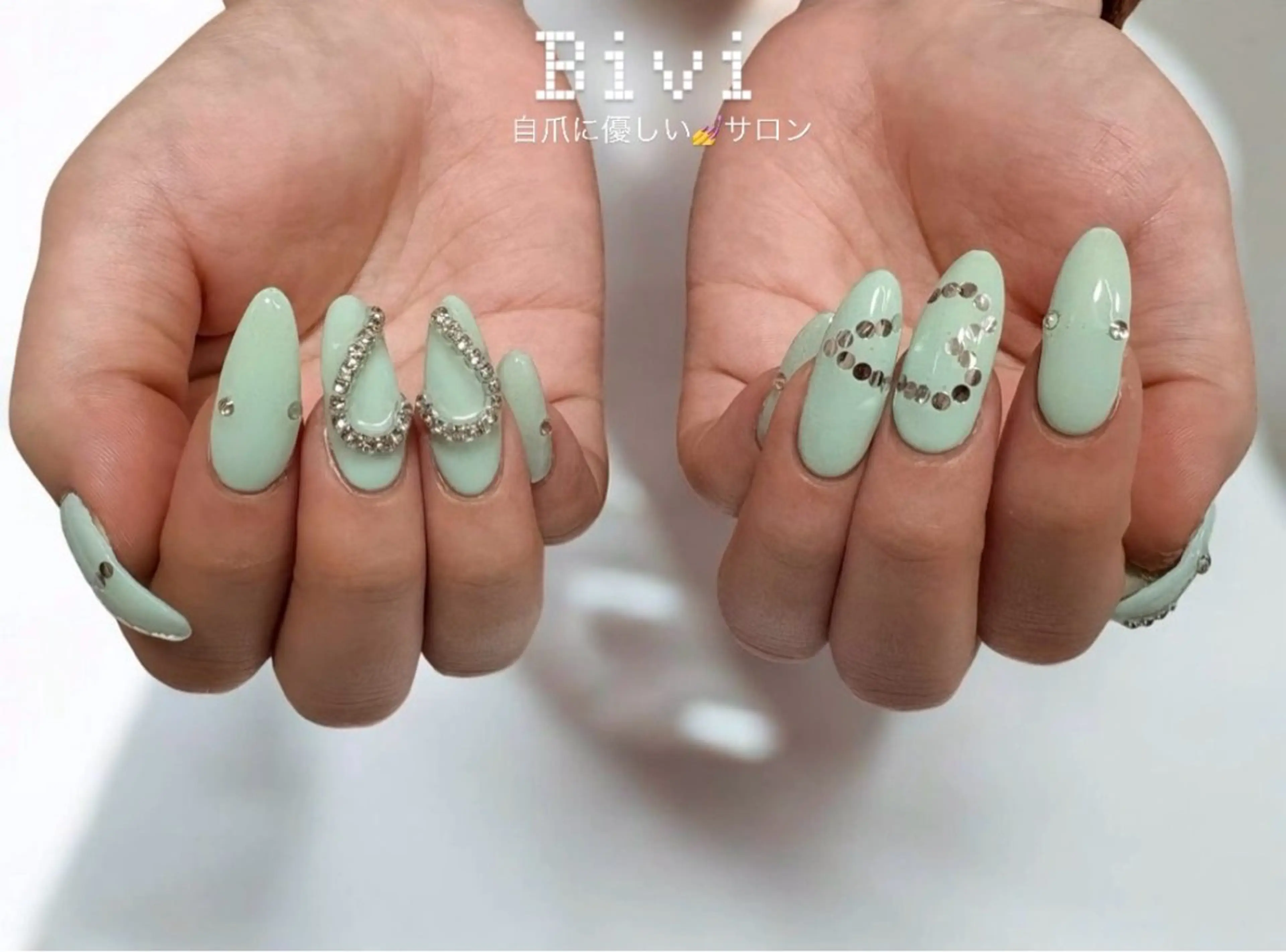 ネイル アートネイル ラメ(グリッター) 持ち込み 春ネイル ハンドネイル ハンドケア ♡Bivi♡自爪に 優しいネイルサロンのネイルデザイン